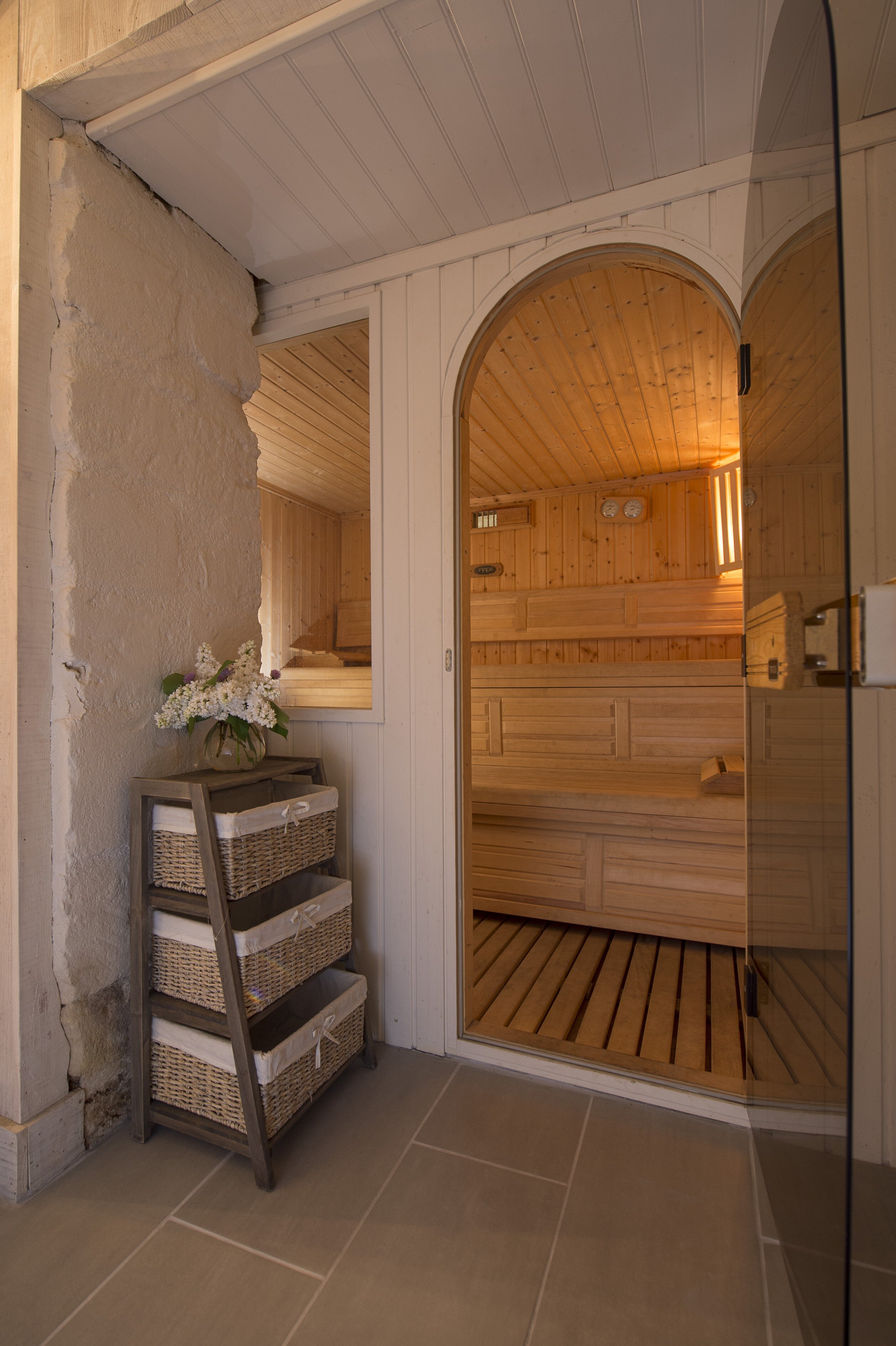 Le Chartreuse - Image 14