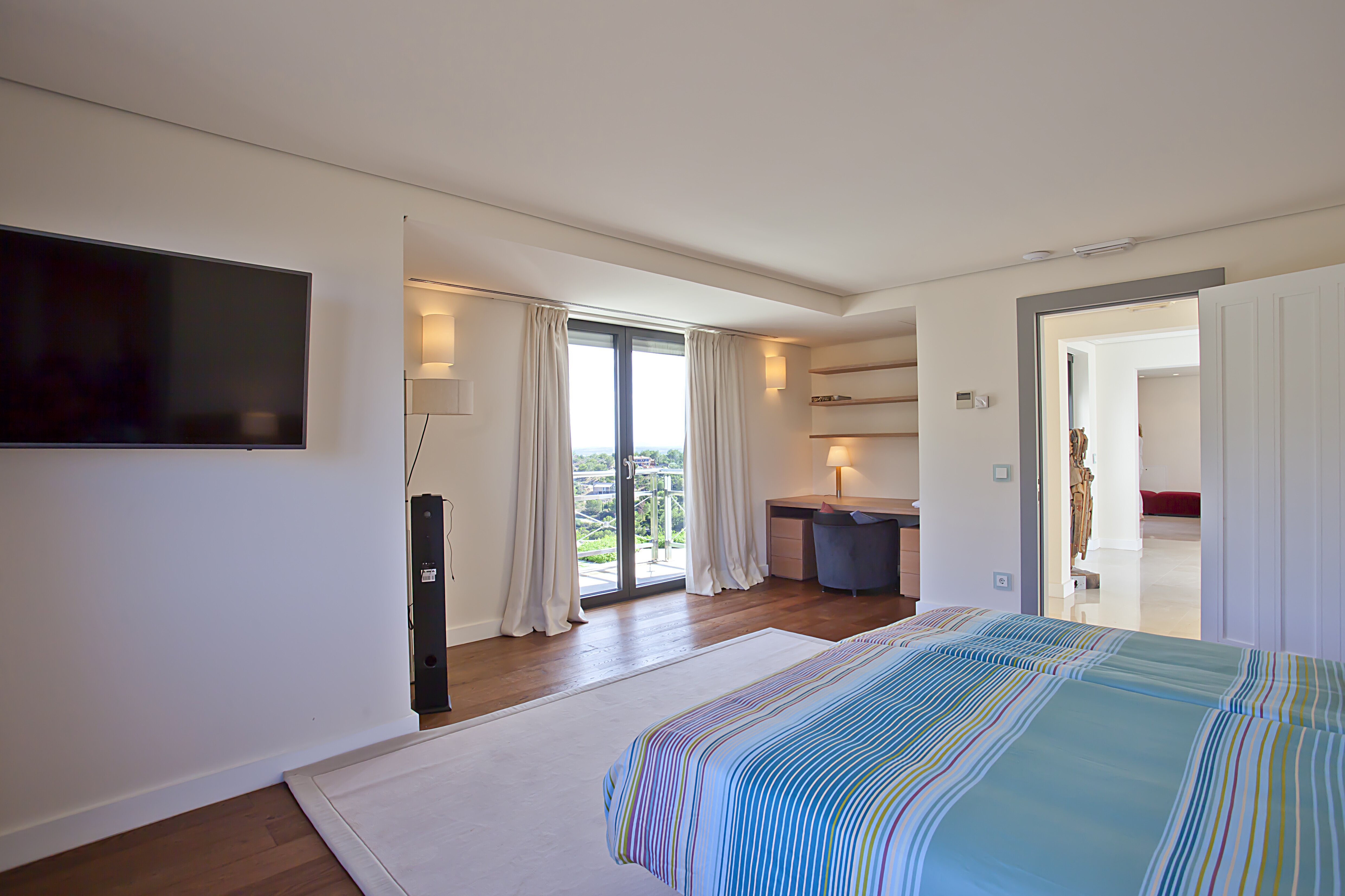 Eagle's View - Image 14