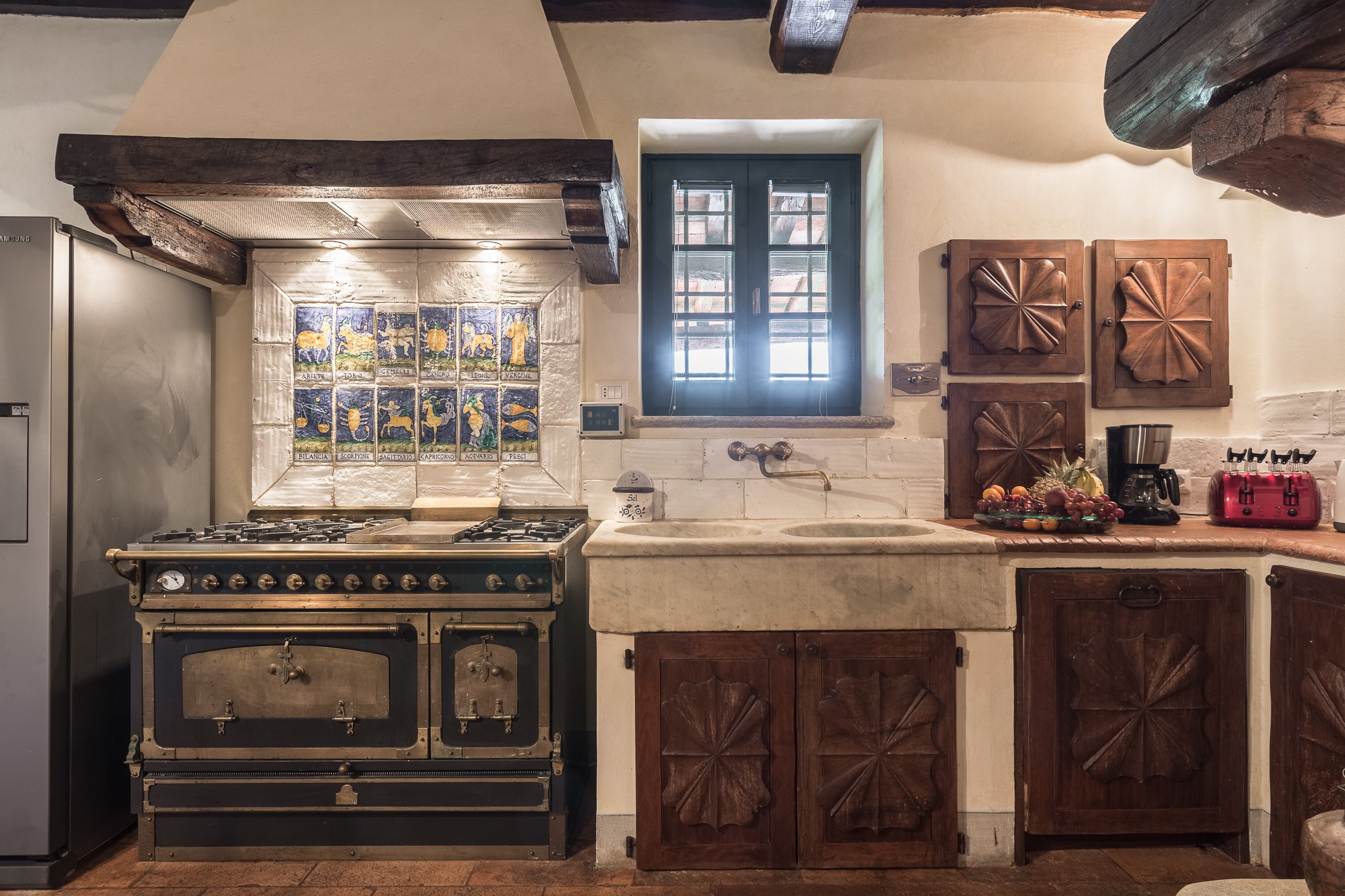 Angel Manor House - Image 19