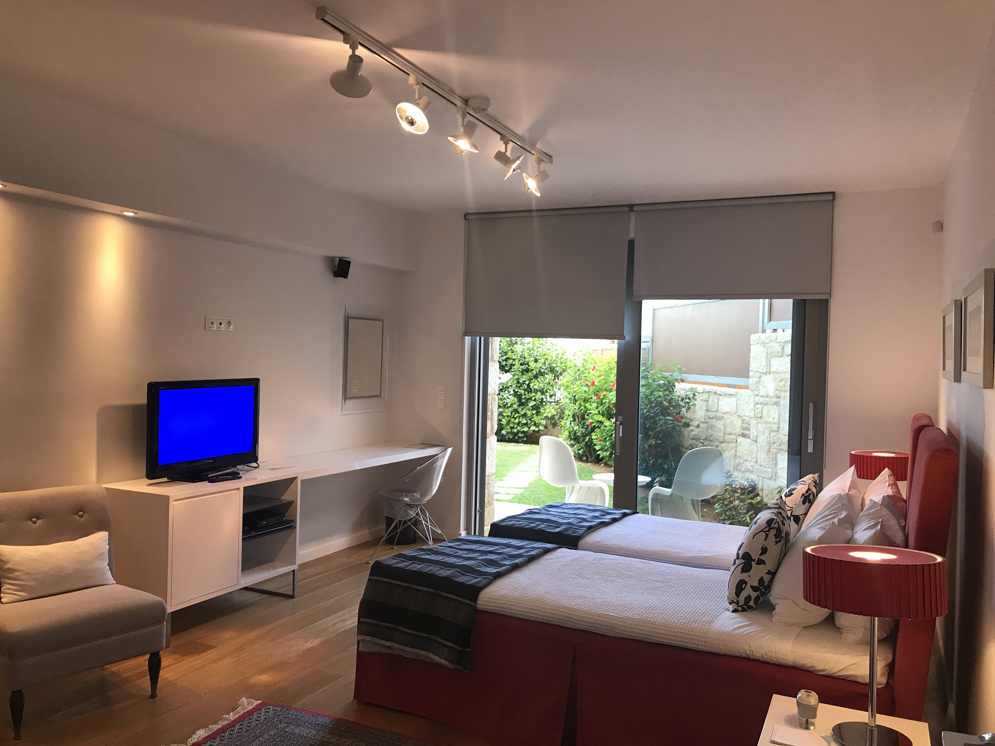 Almyra Residence - Image 8