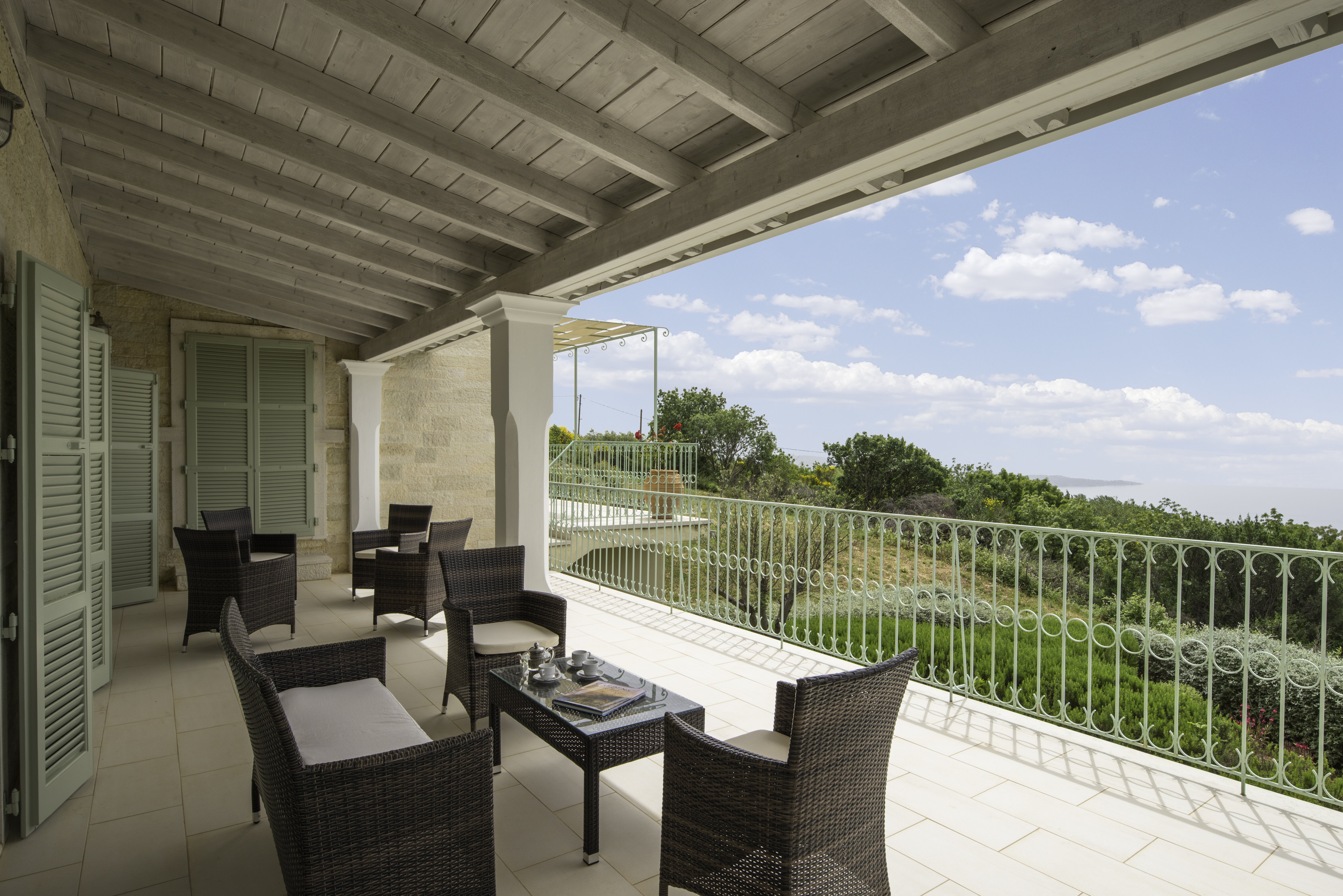 Omorfi Thea - Image 14