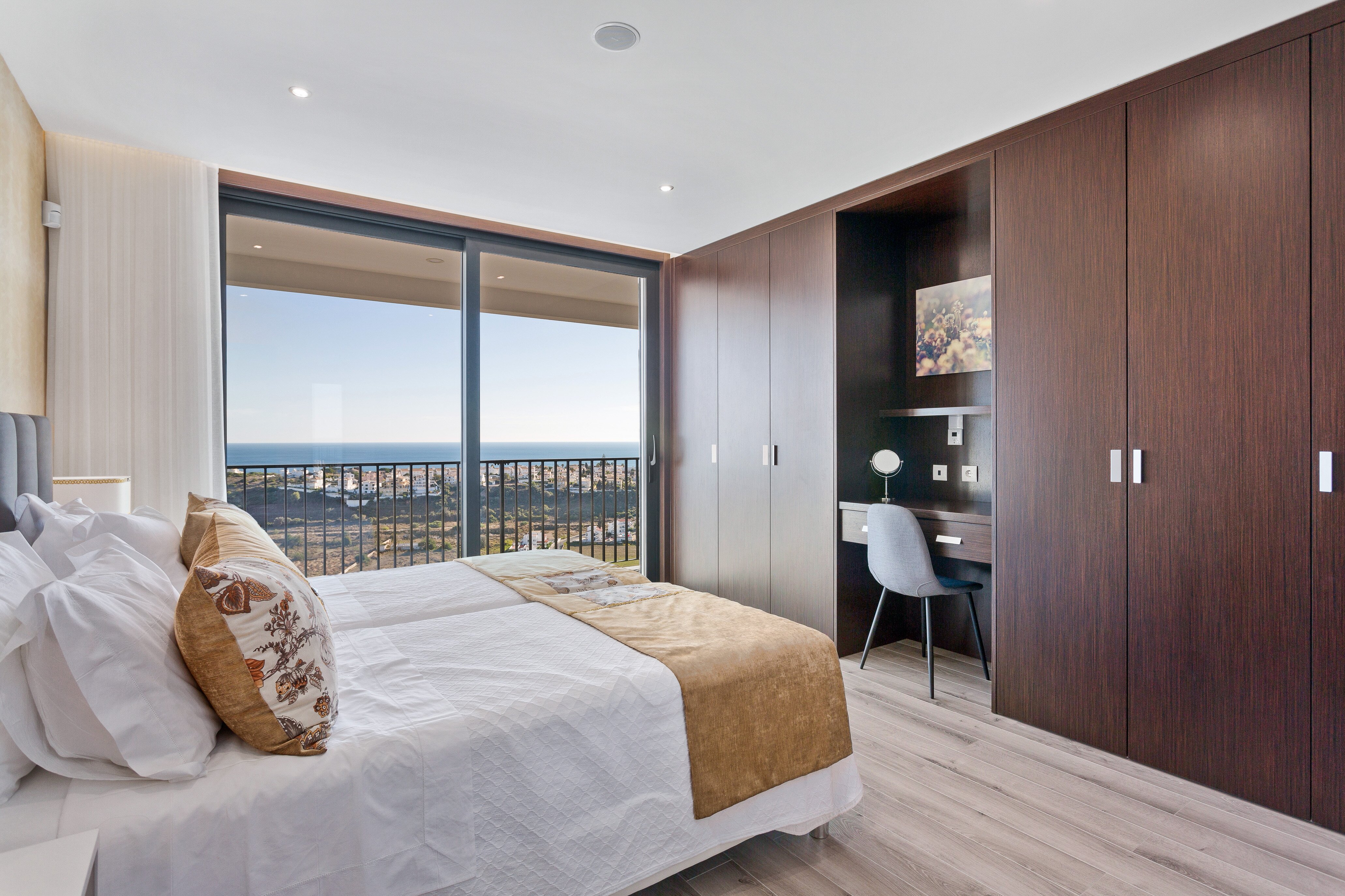 Harbour View - Image 8