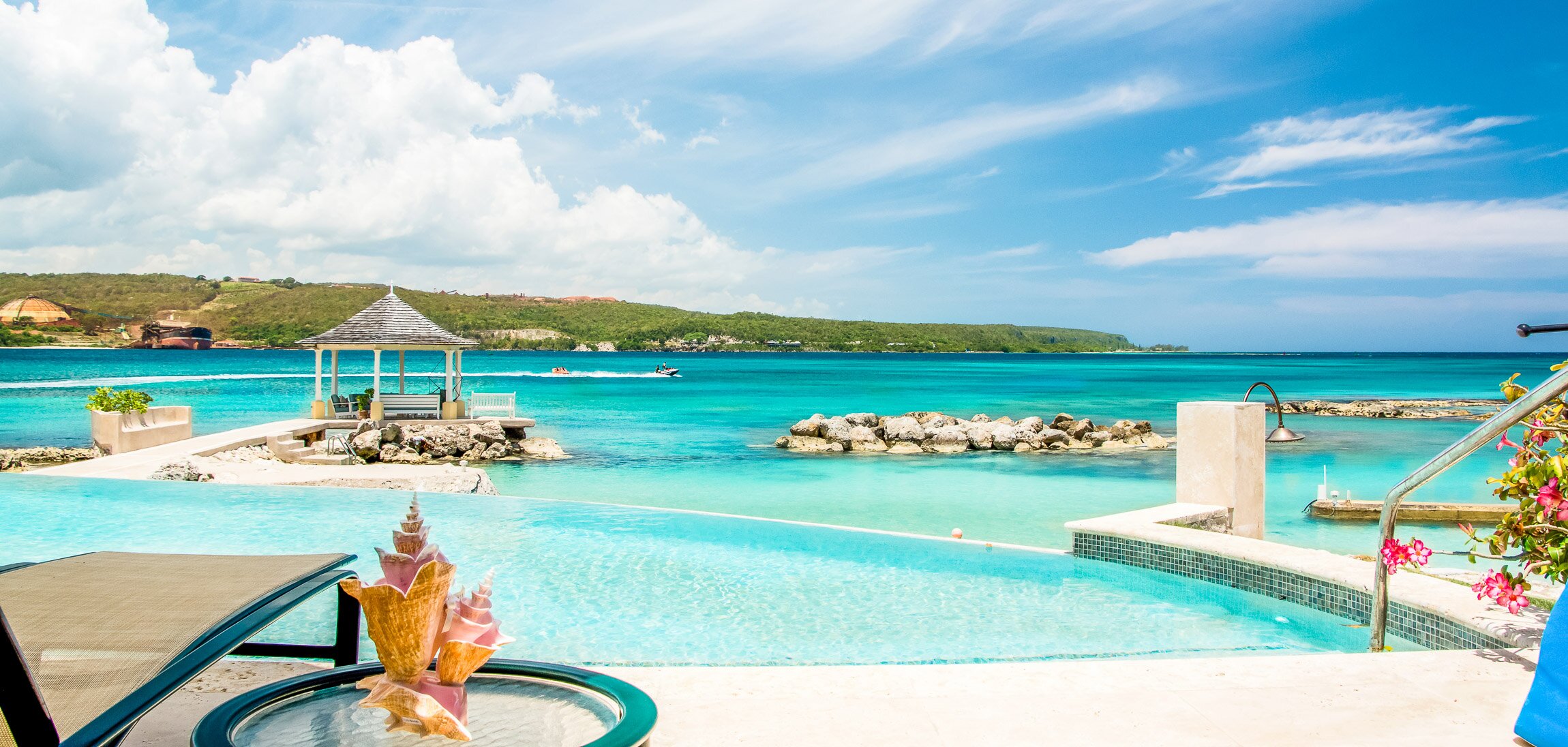 Sugar Bay on the Beach - Image 6