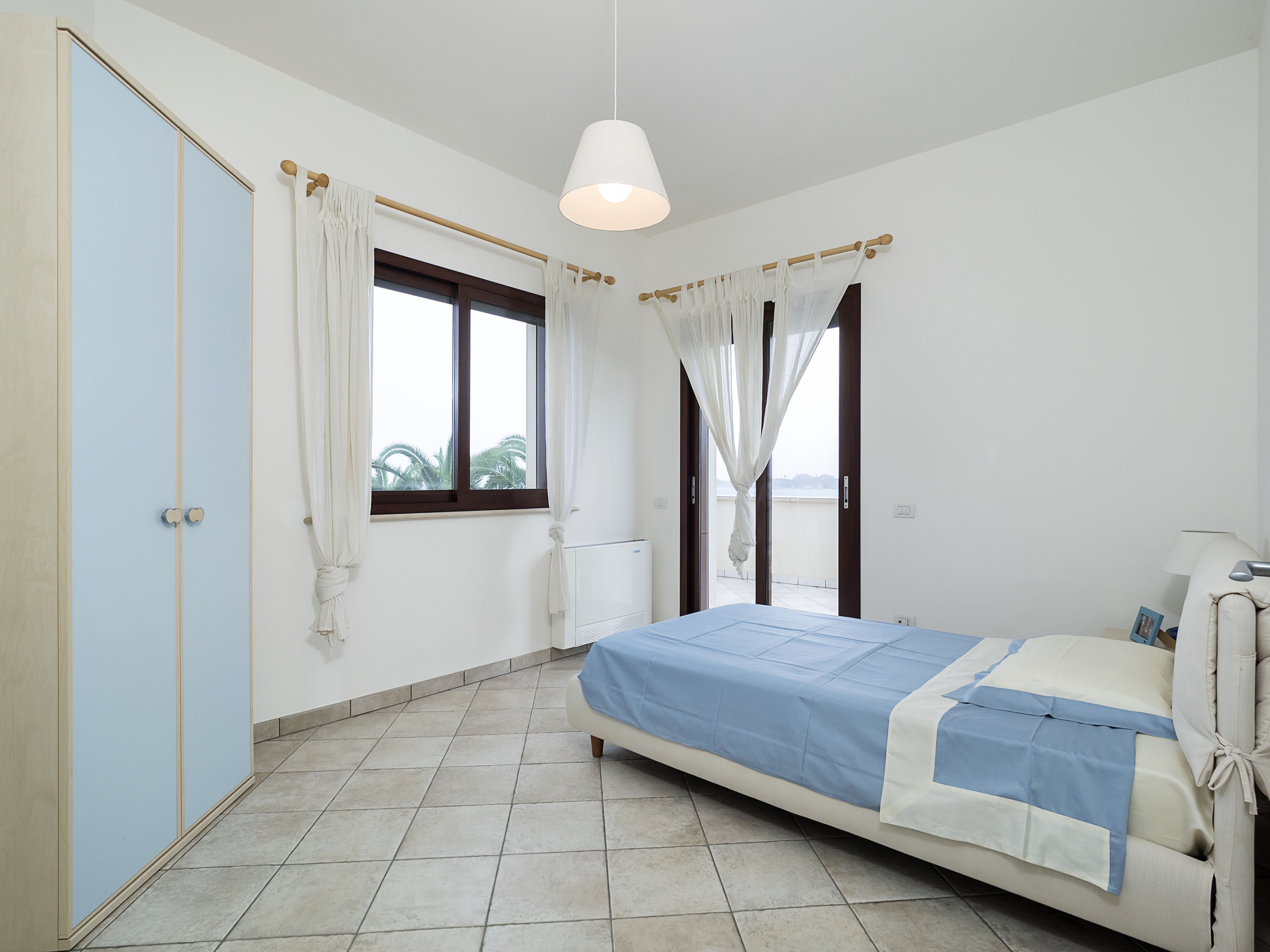 Beach View House - Image 19