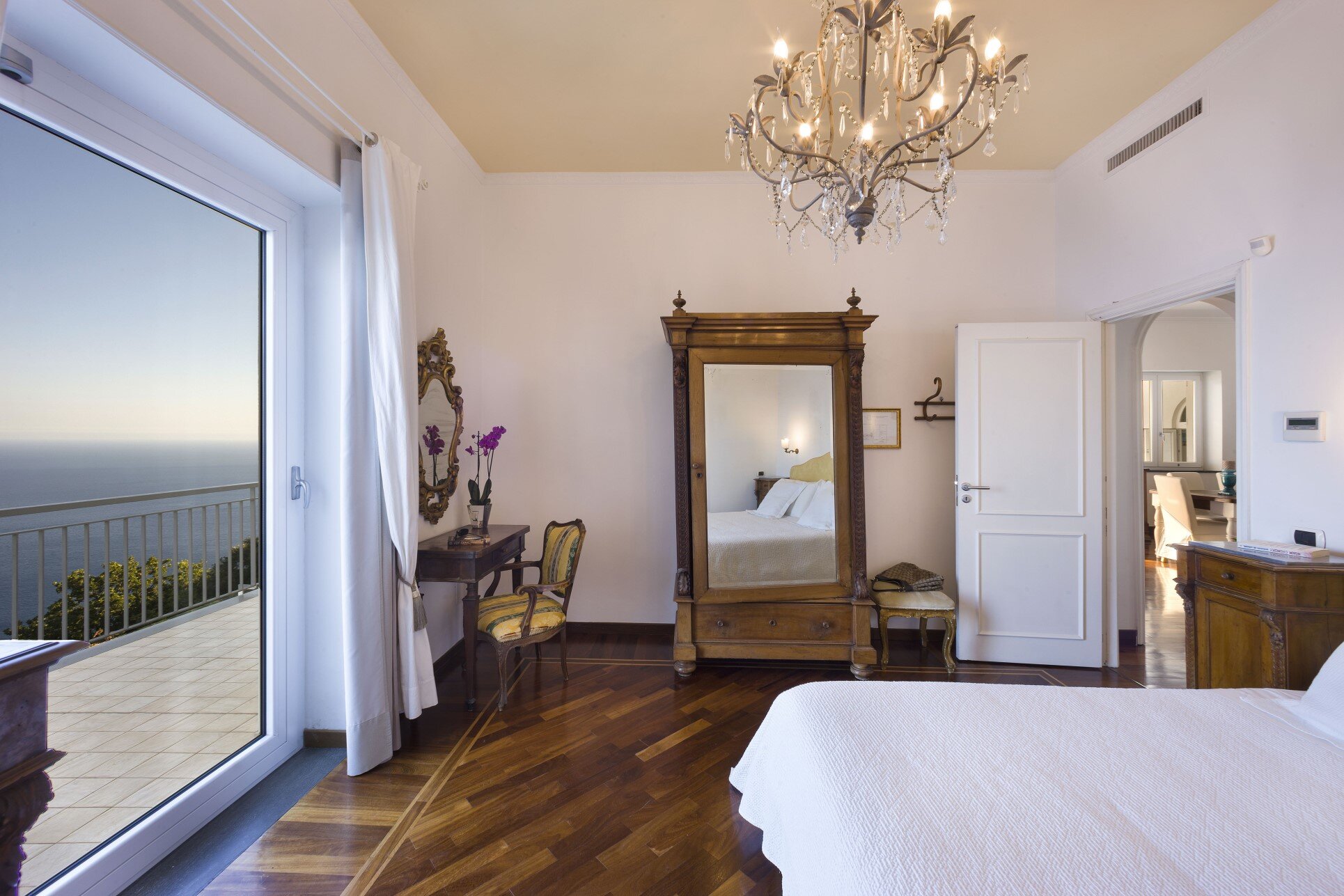 Villa Sirenuse - Image 13