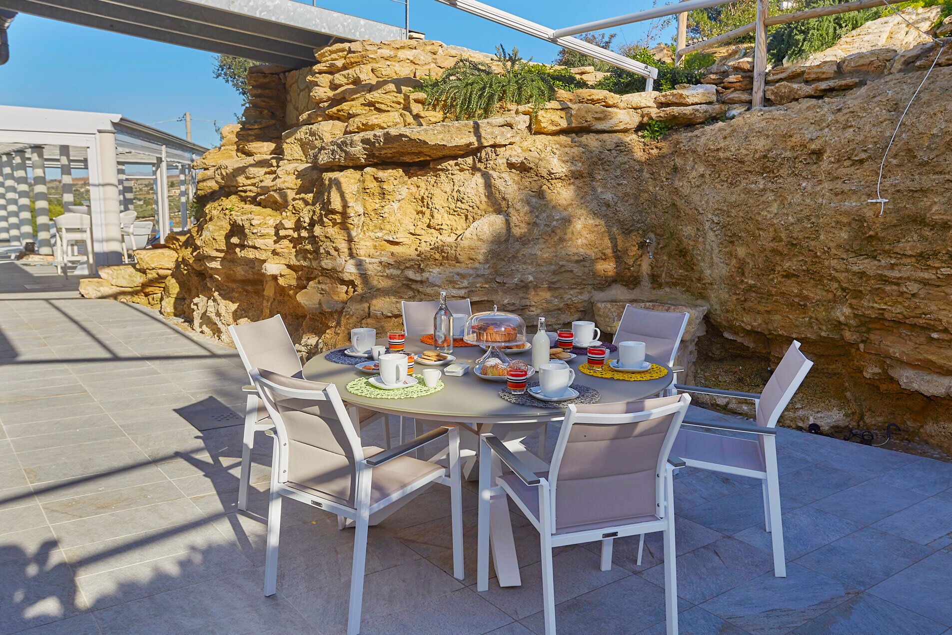 Islands View - Image 6