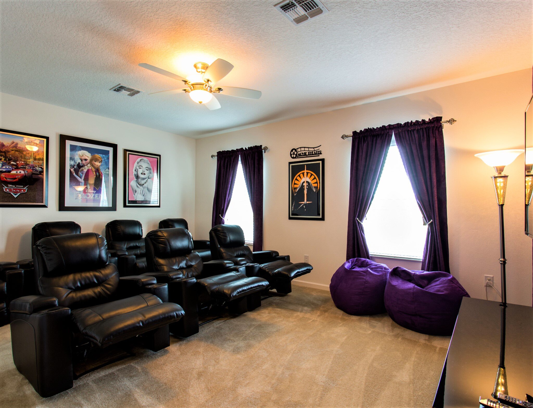 Lakeside house - Image 19