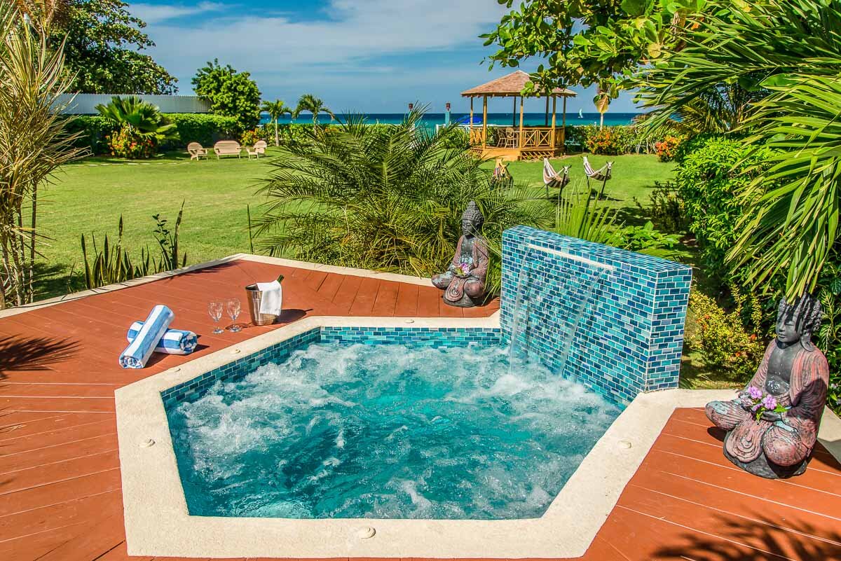 Sweet Spot on the Beach - Image 16