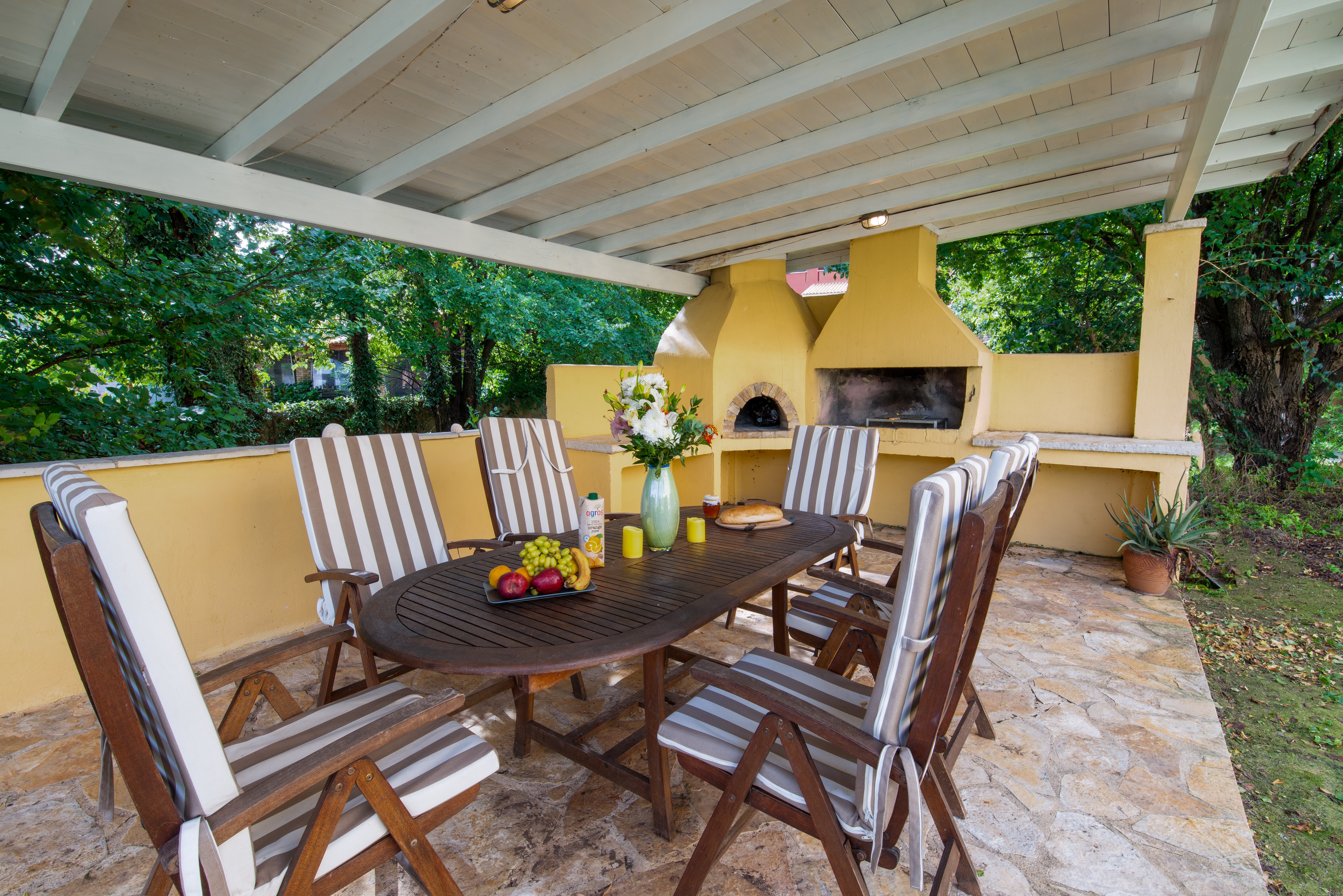 Ormos Beach House - Image 4