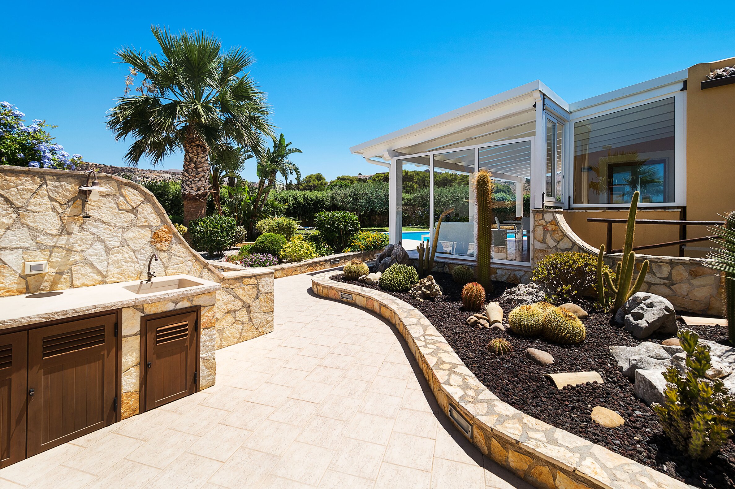 Artemisia - Image 14