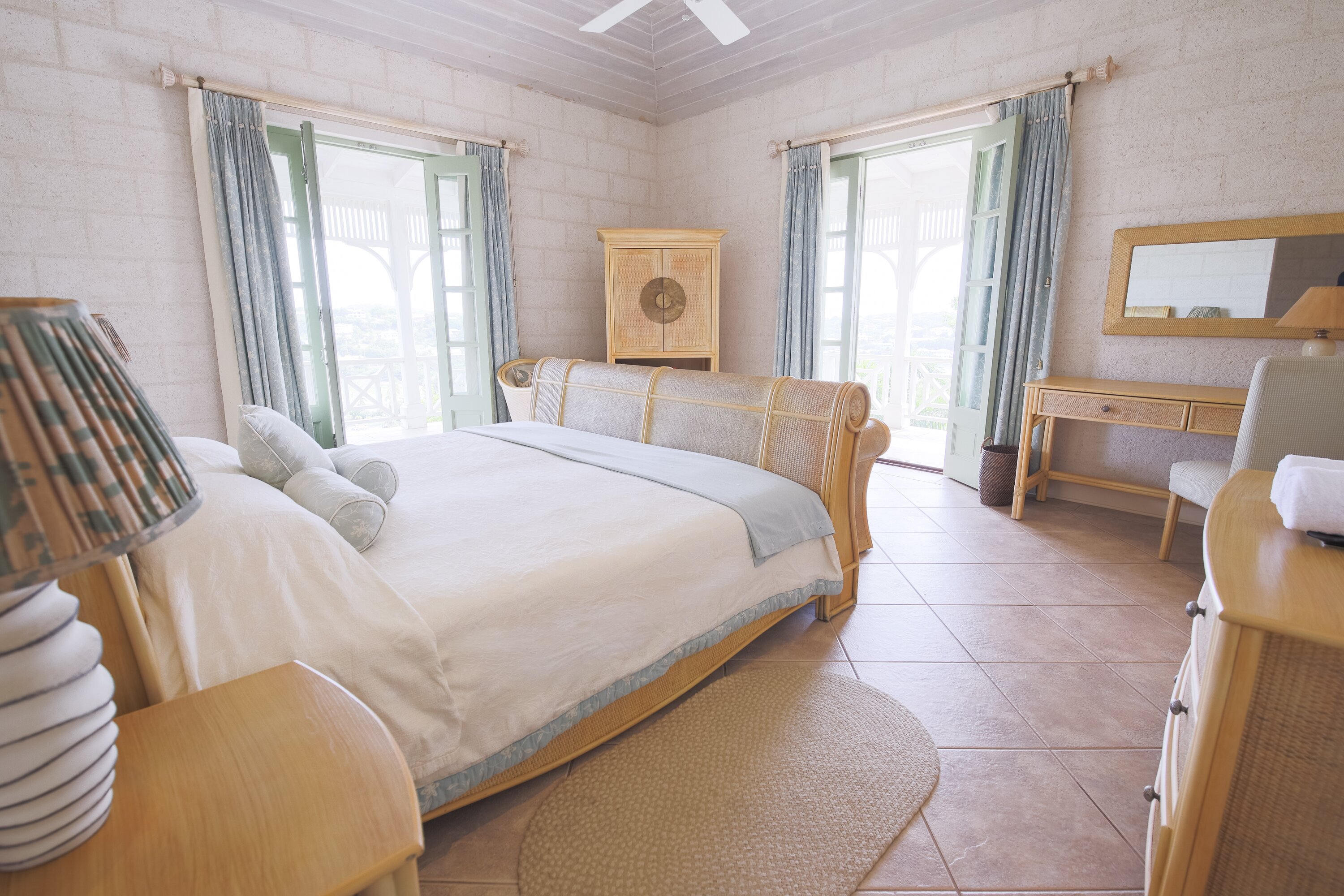 Hummingbird - Image 12