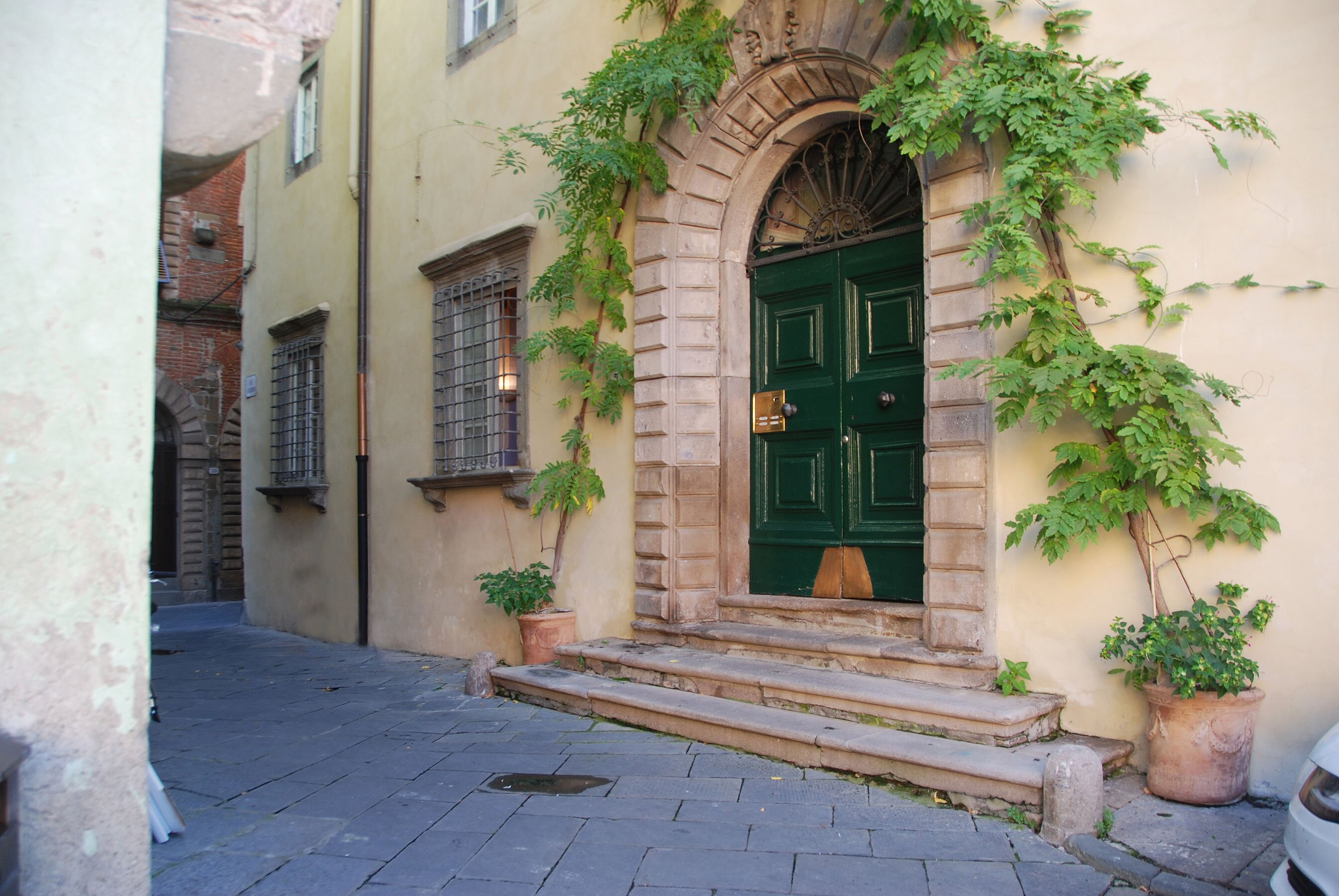 La Mezzaluna - Image 10