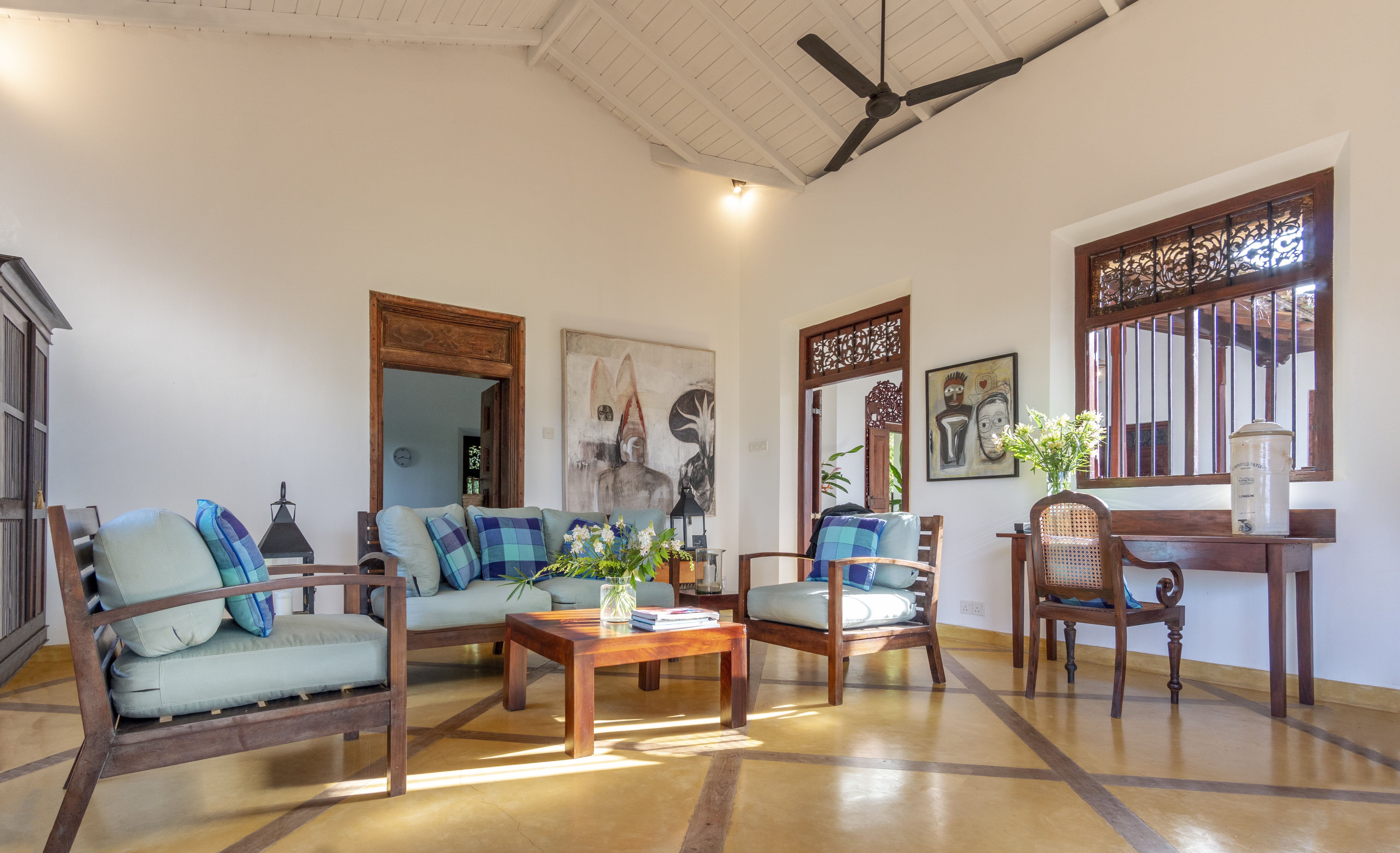 The Lake House - Image 8