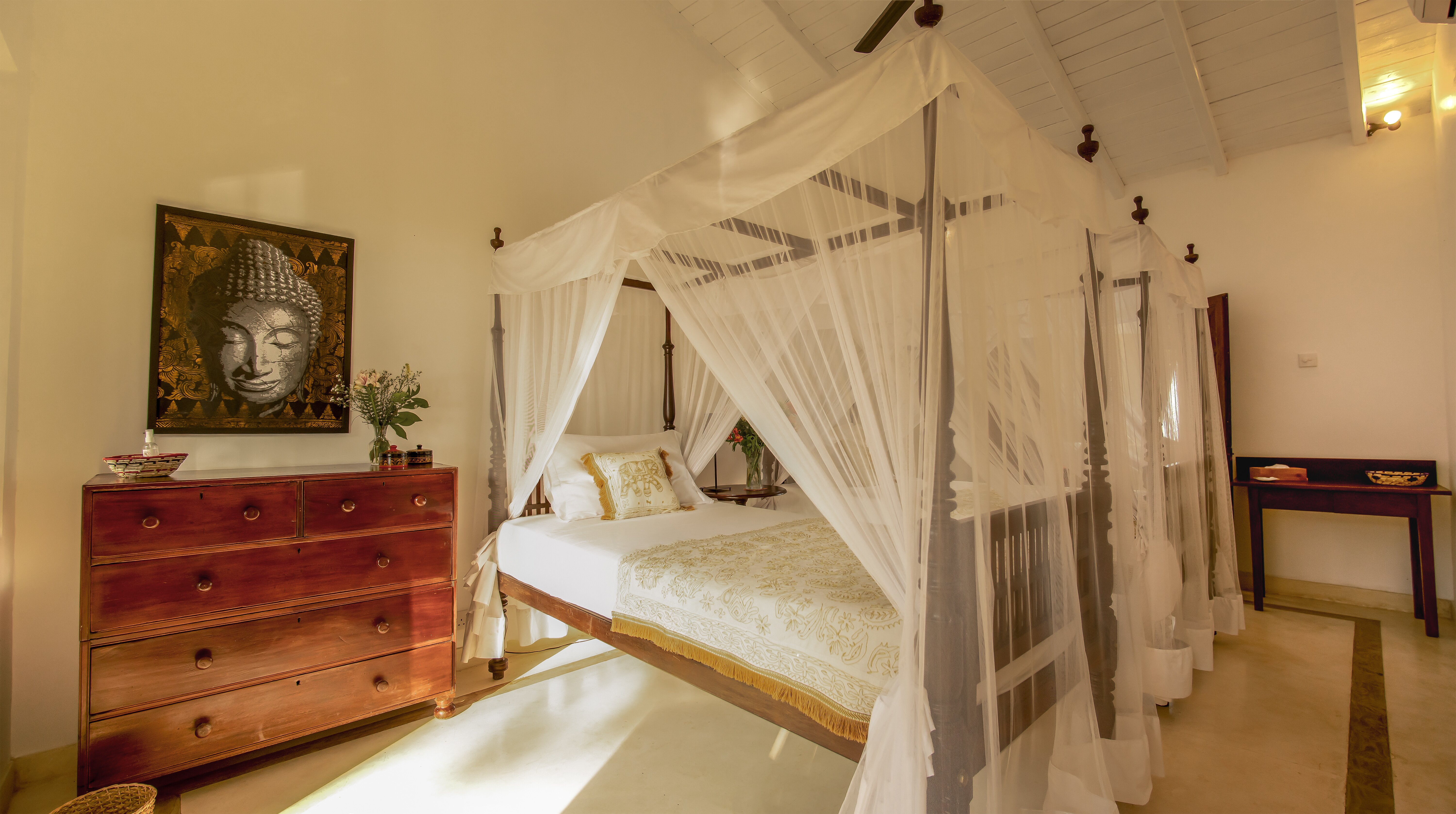 The Lake House - Image 19