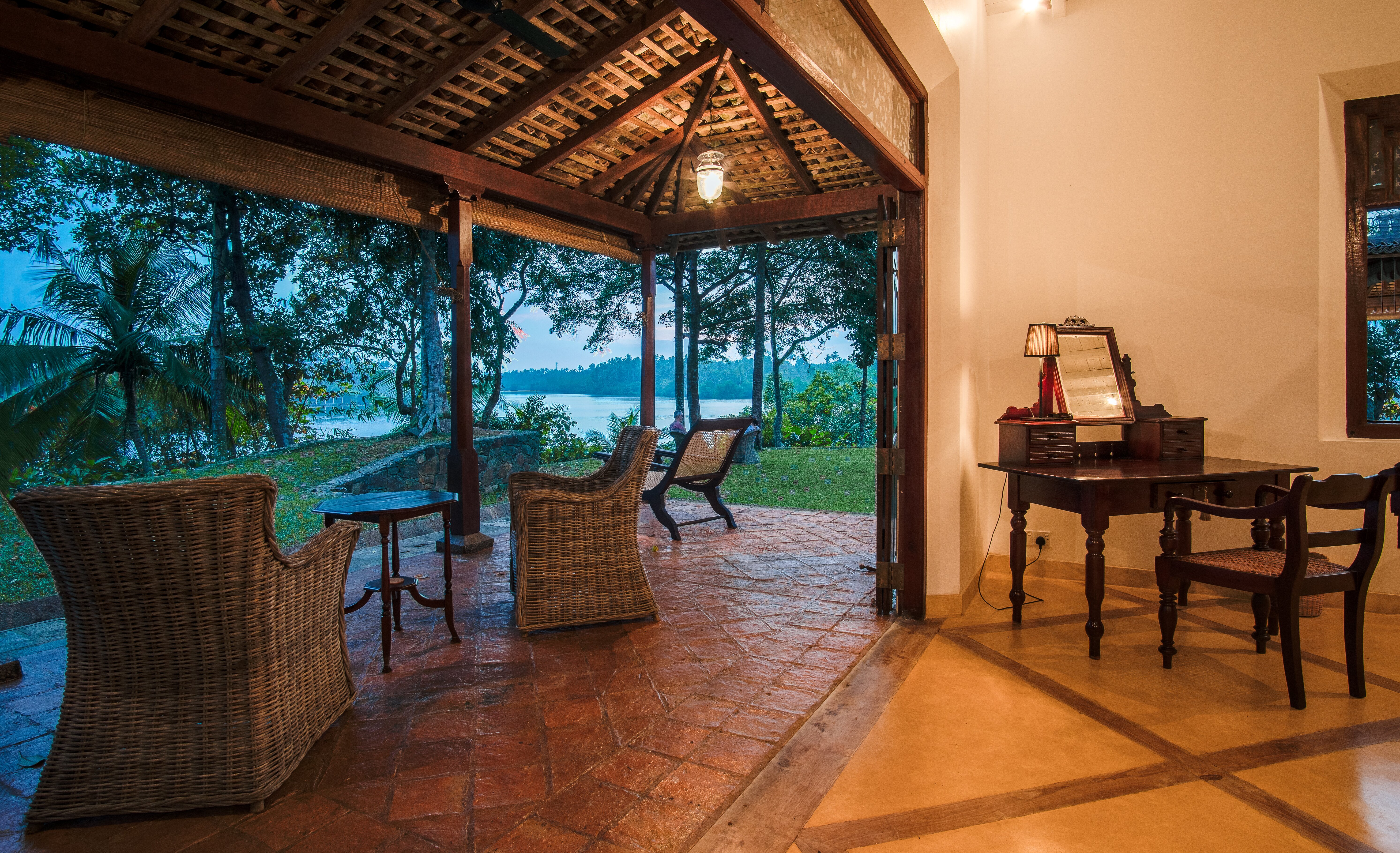 The Lake House - Image 16