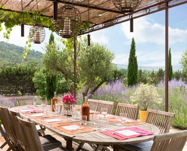 0a35723a-ba72-47f2-b206-1ea9591e743f