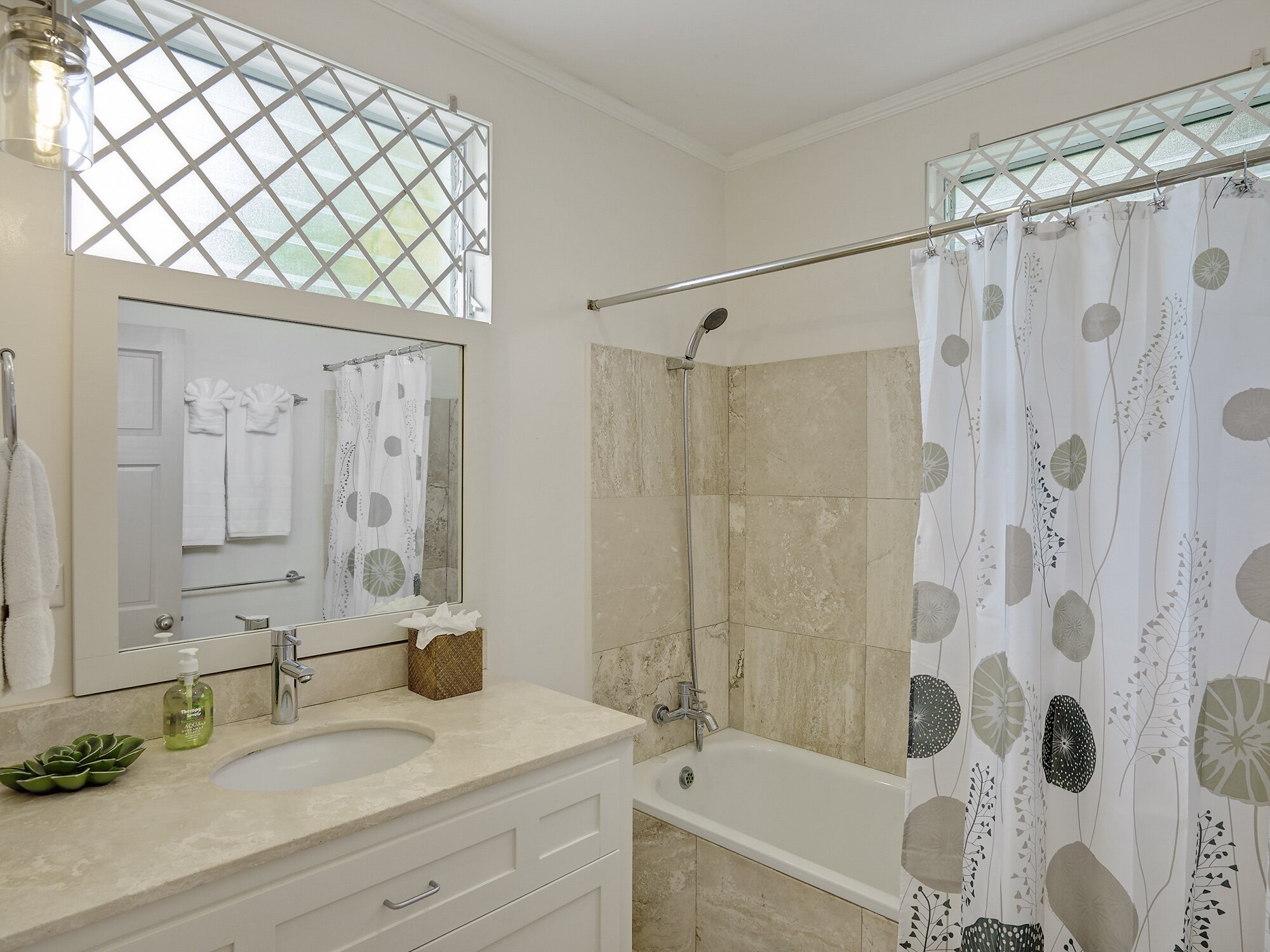 High Trees - Image 20