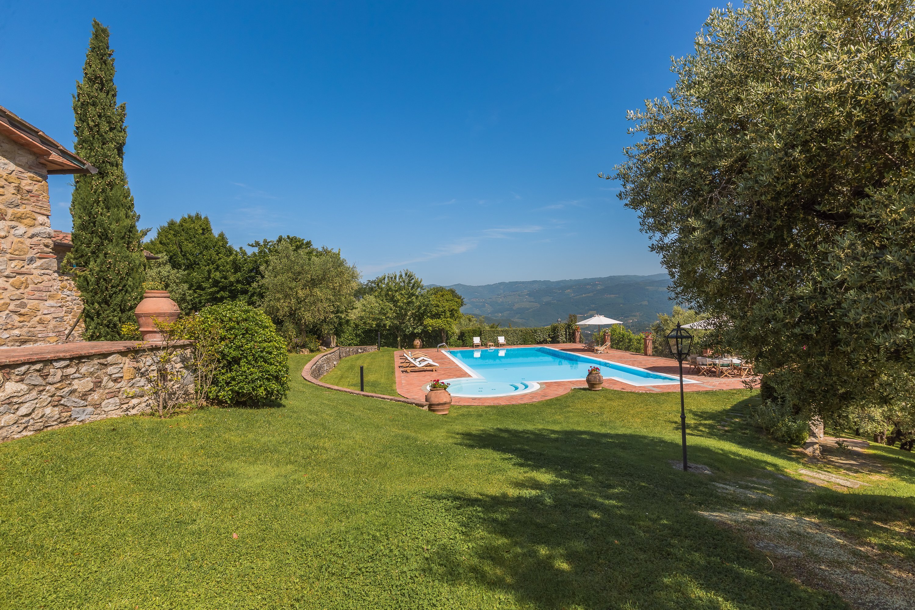 Angel Manor House - Image 7