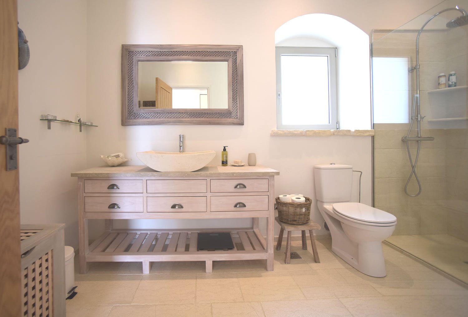 Nissaki House - Image 20