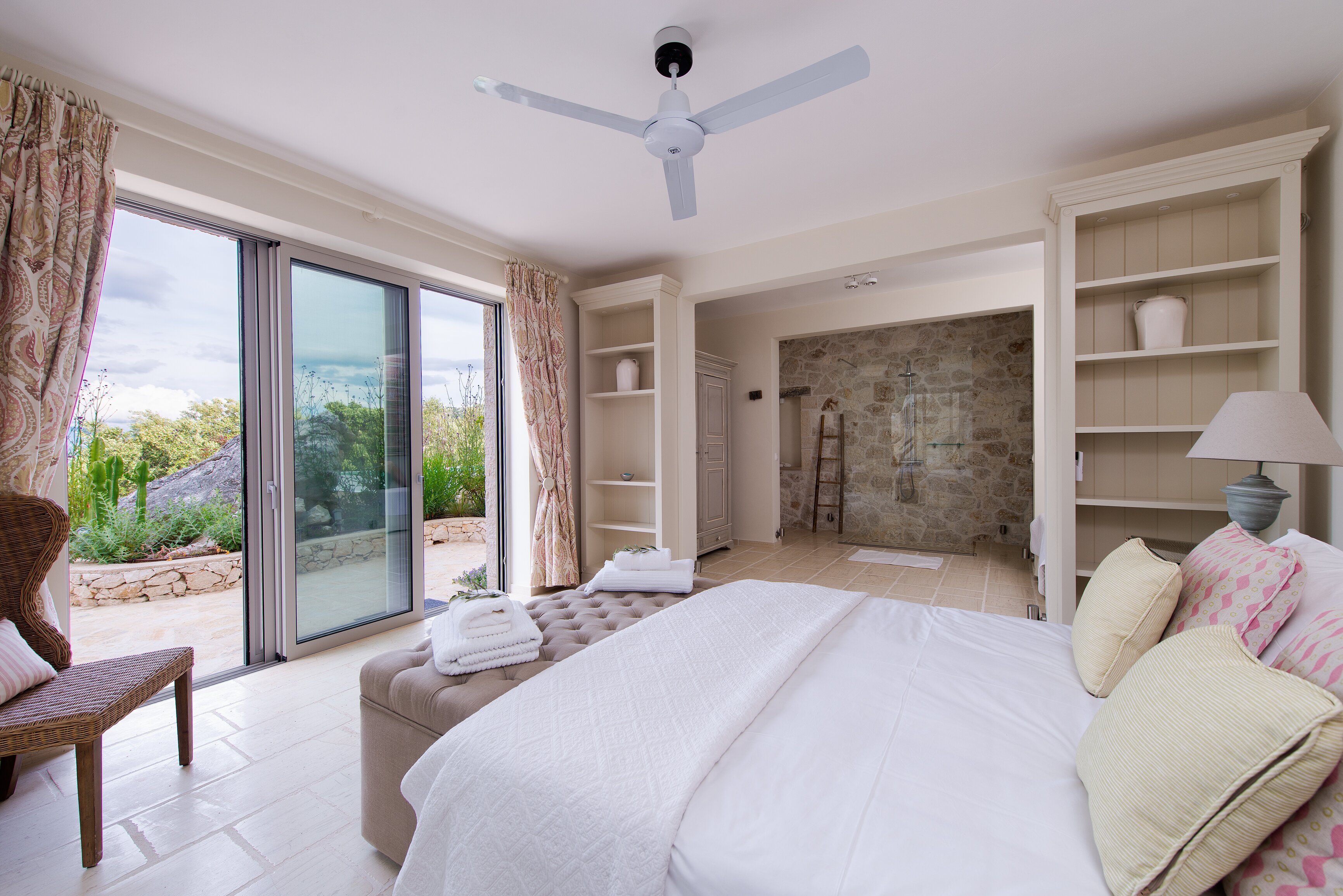 Acacia House - Image 7