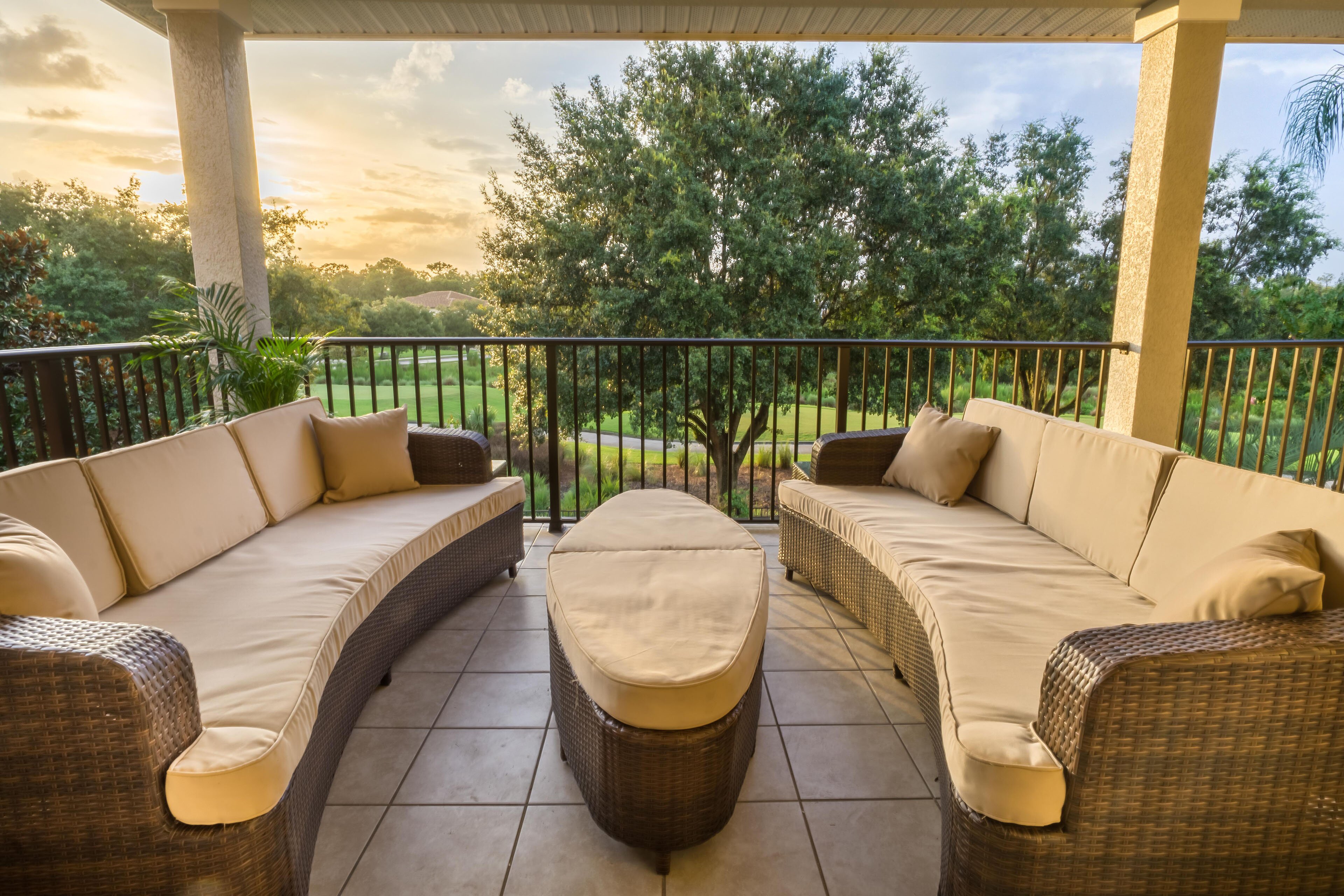 Jacobinia, Reunion Resort - Image 13
