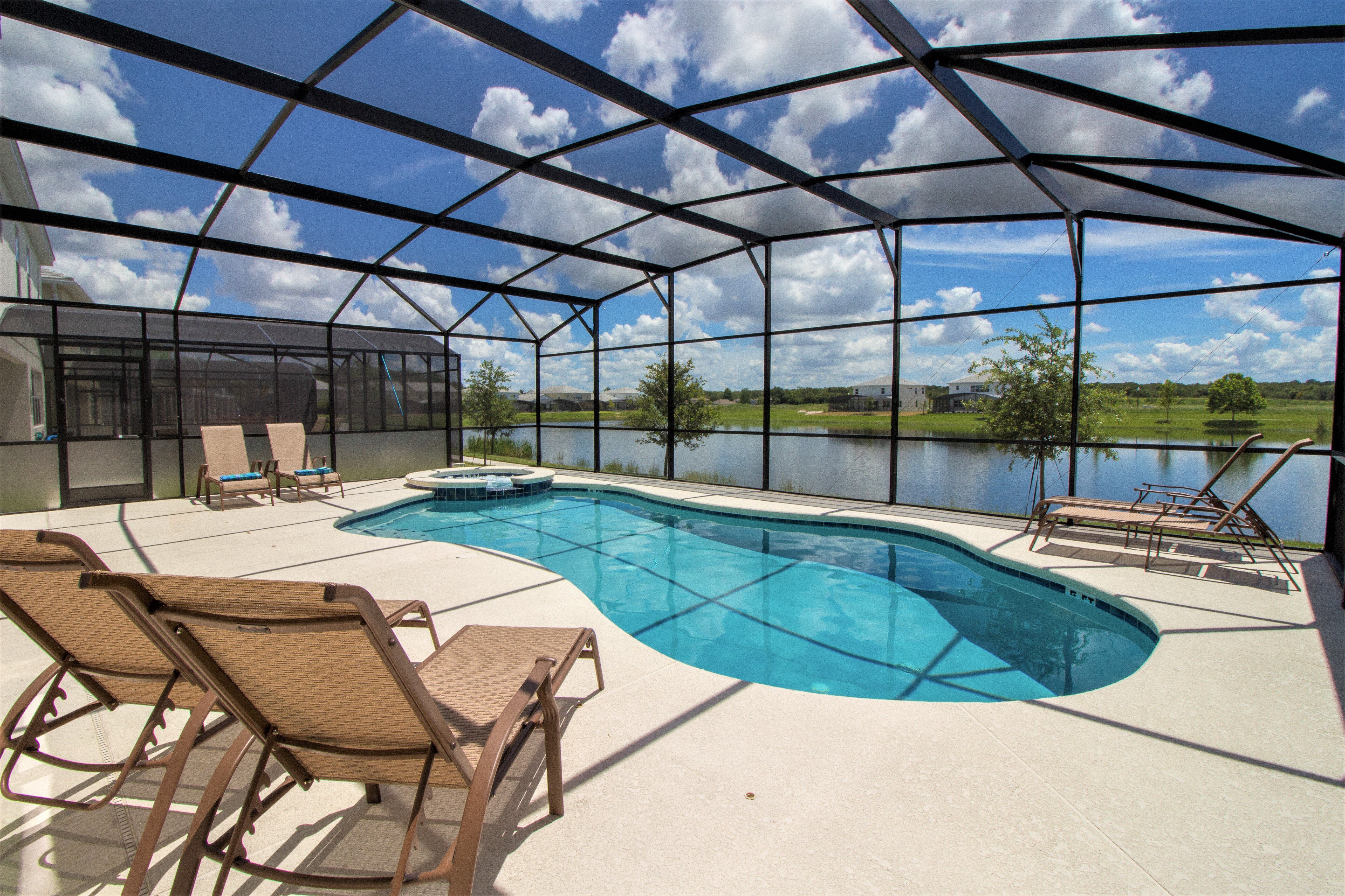 Lakeside house - Image 8