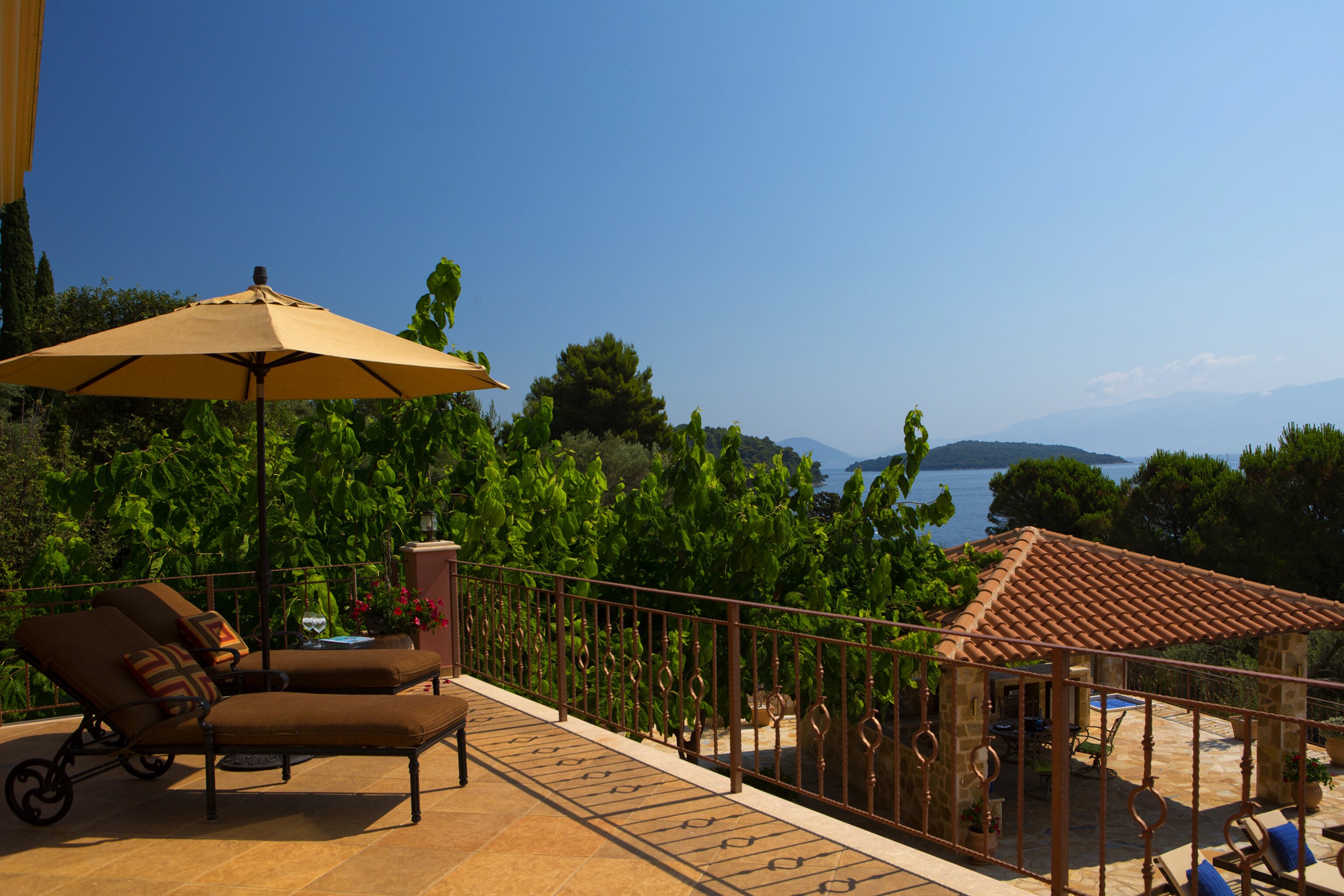 Water's Edge - Image 3