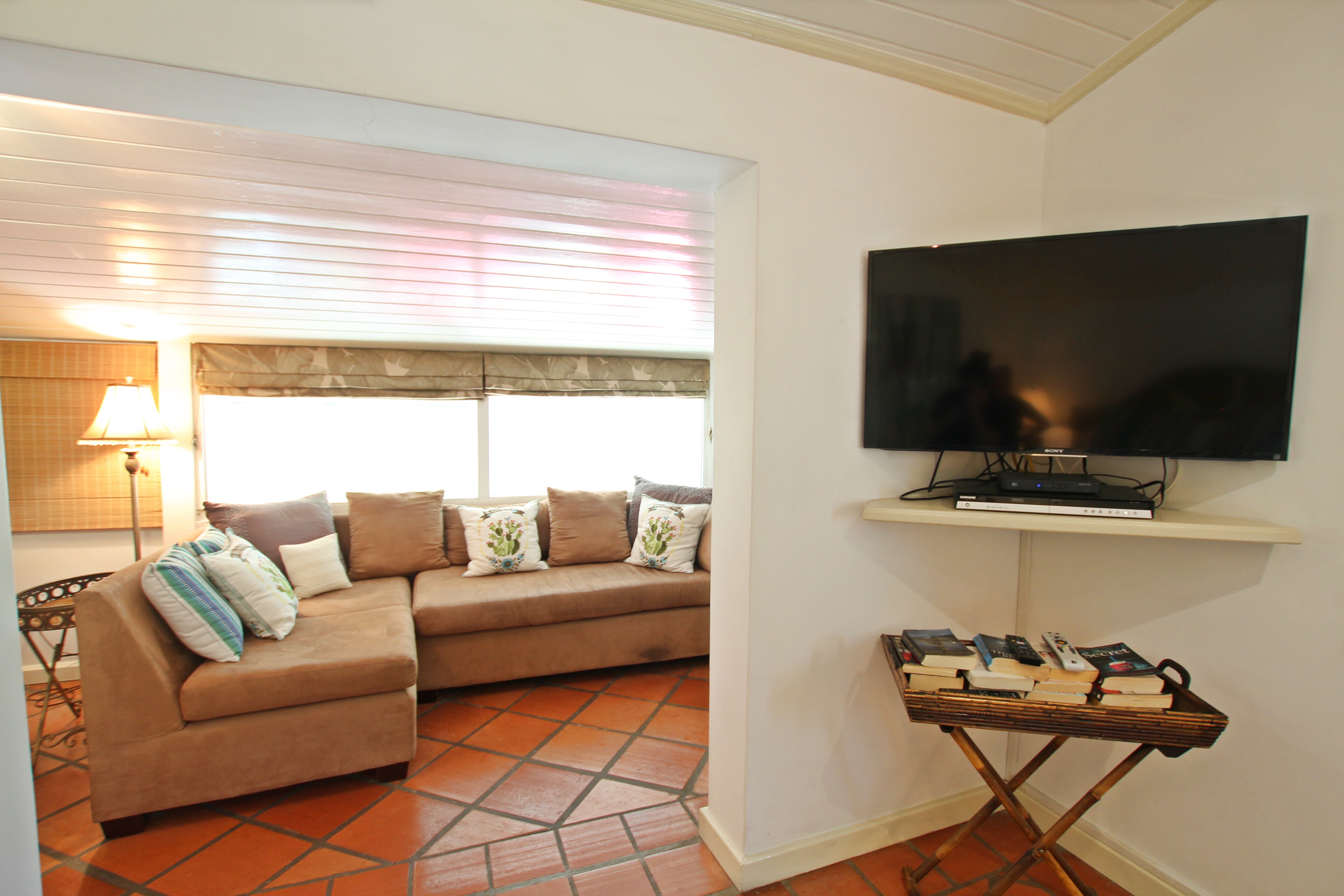 Little Seascape - Image 7