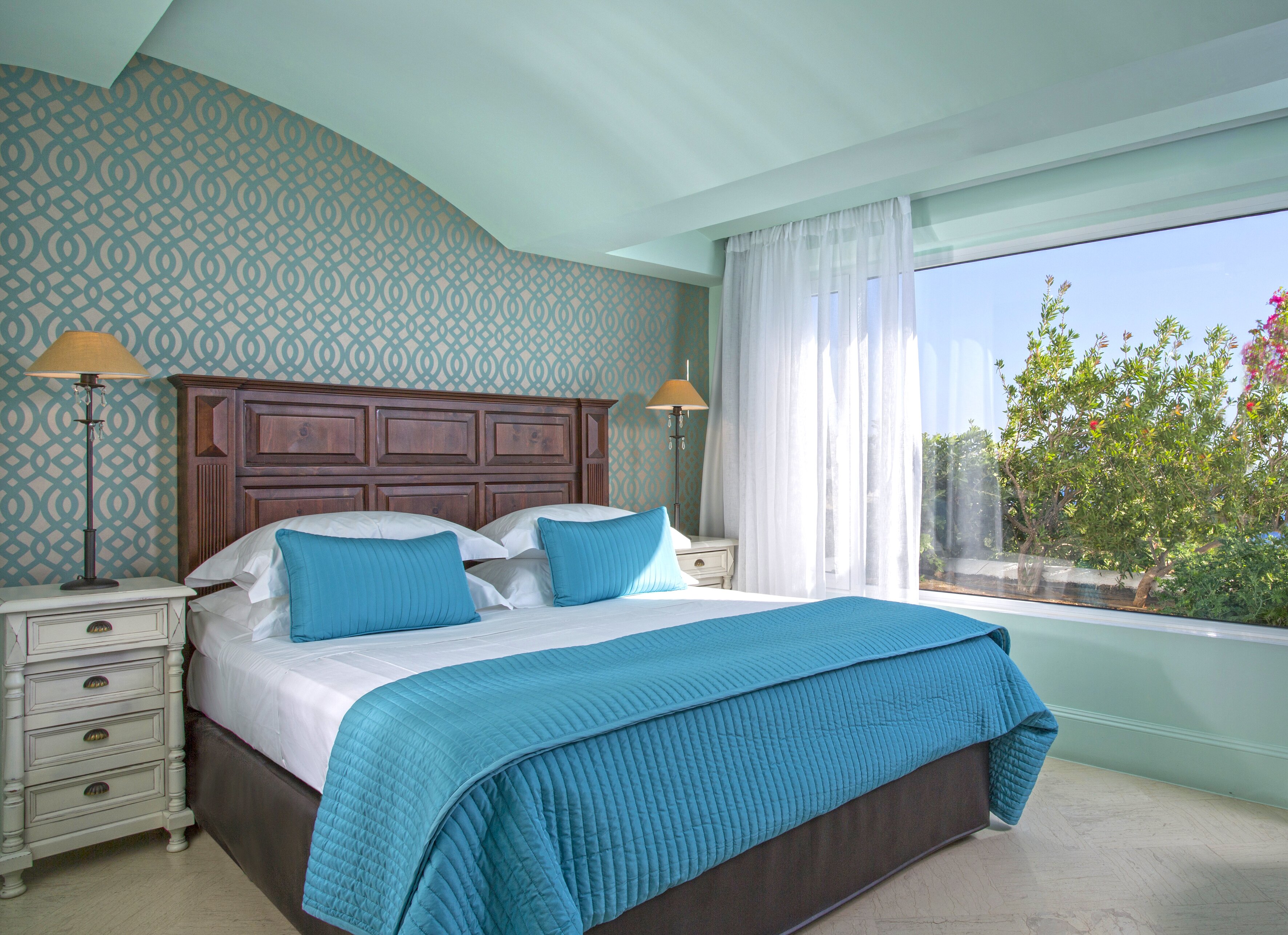 Elounda Gulf - Executive Spa Pool Villa - Image 4