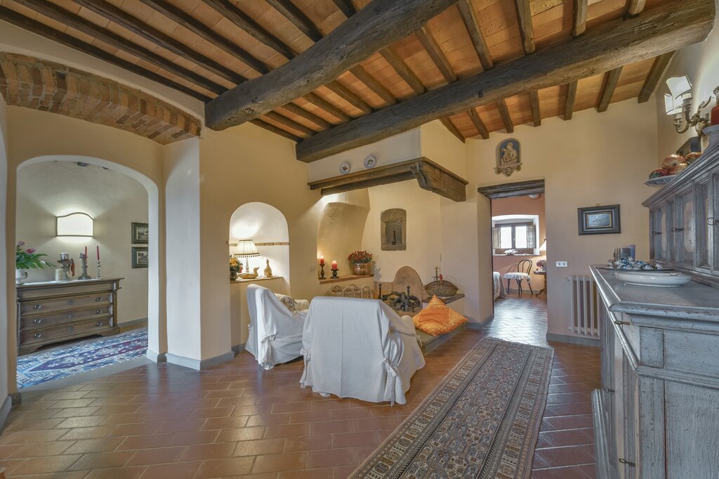 Ground floor sitting area 