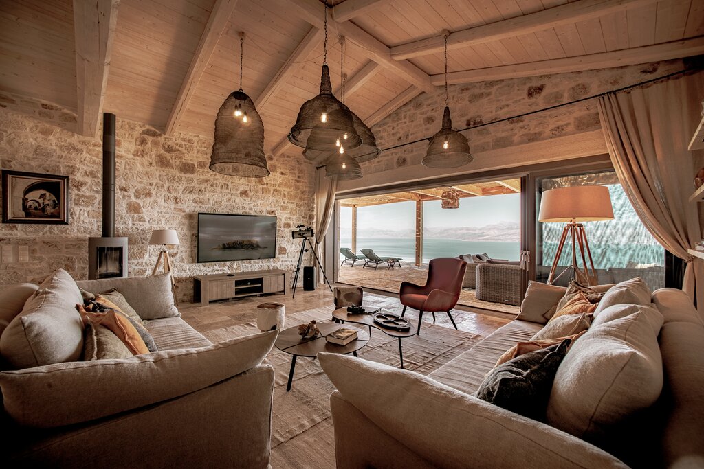 Open plan living/dining and kitchen area
