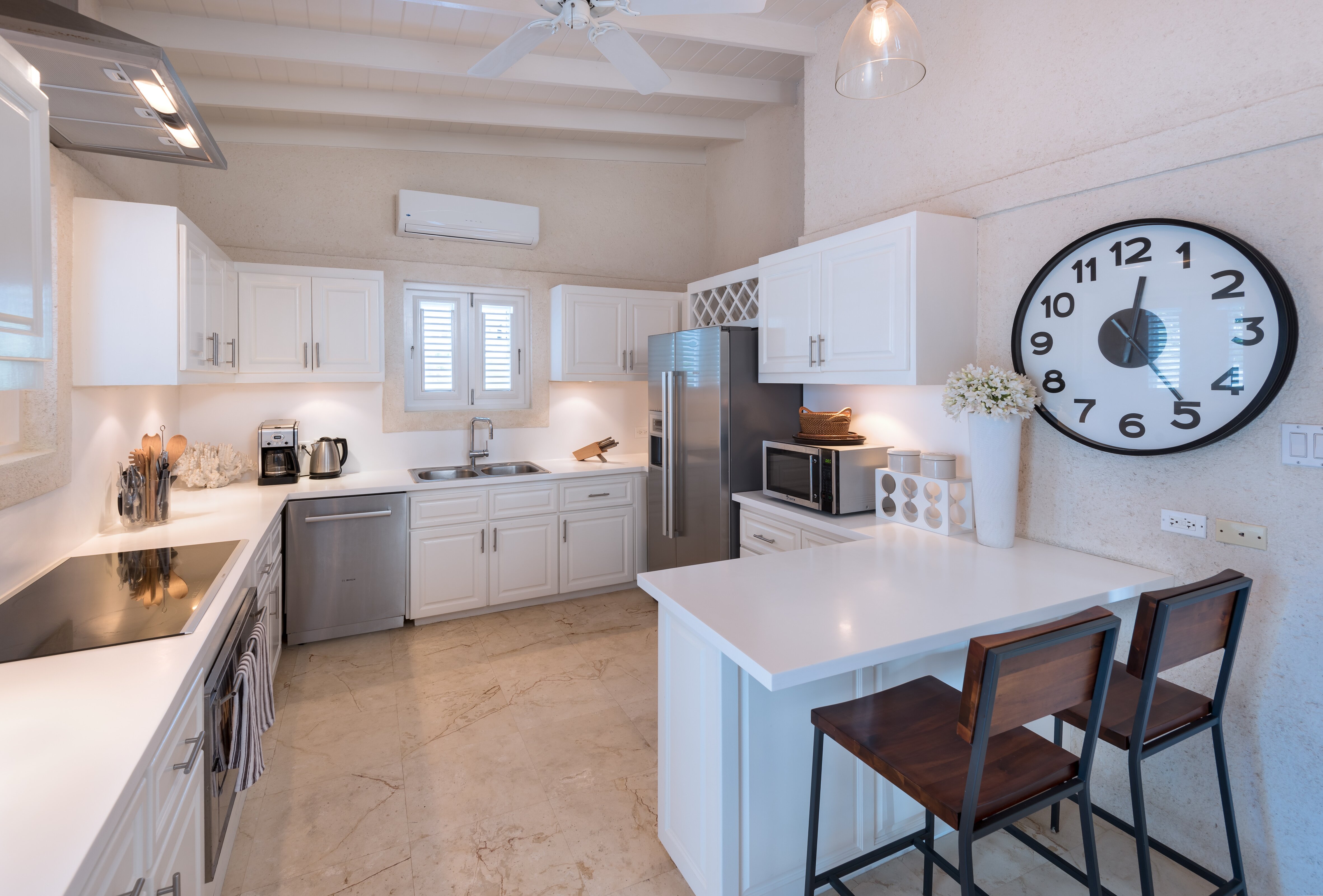 Little Good Harbour House - Image 6