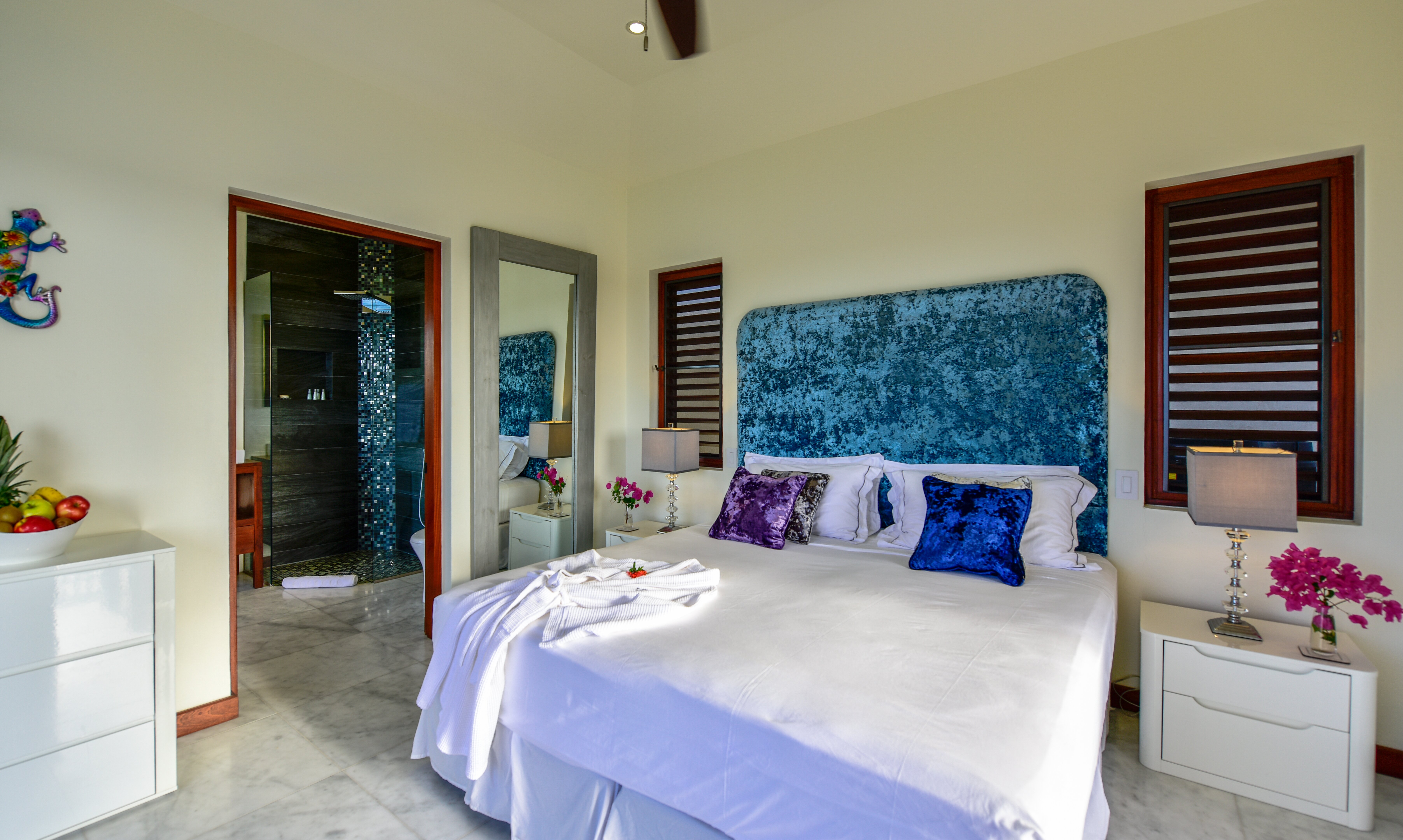 Blue Paradise - Image 9