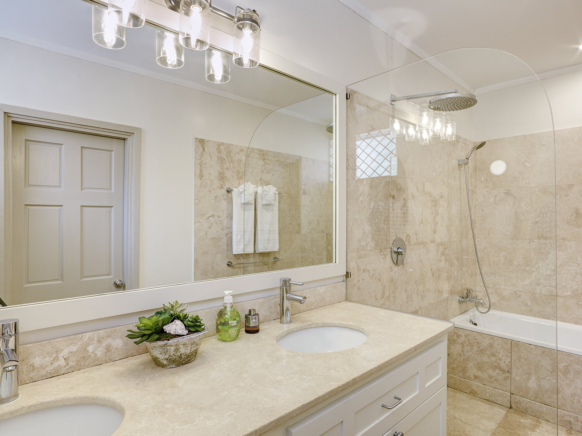 High Trees - Image 16