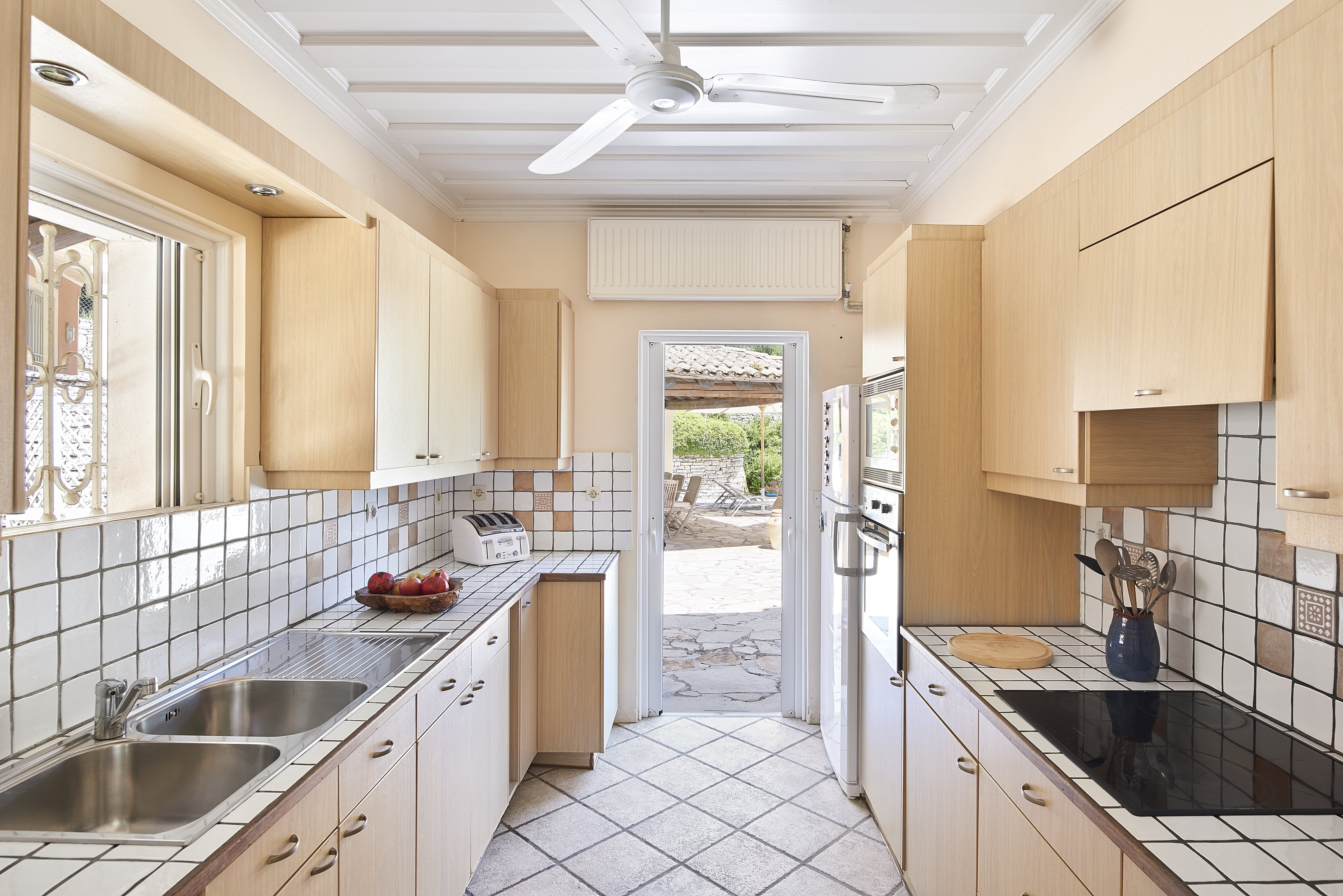 To Perivoli House - Image 7