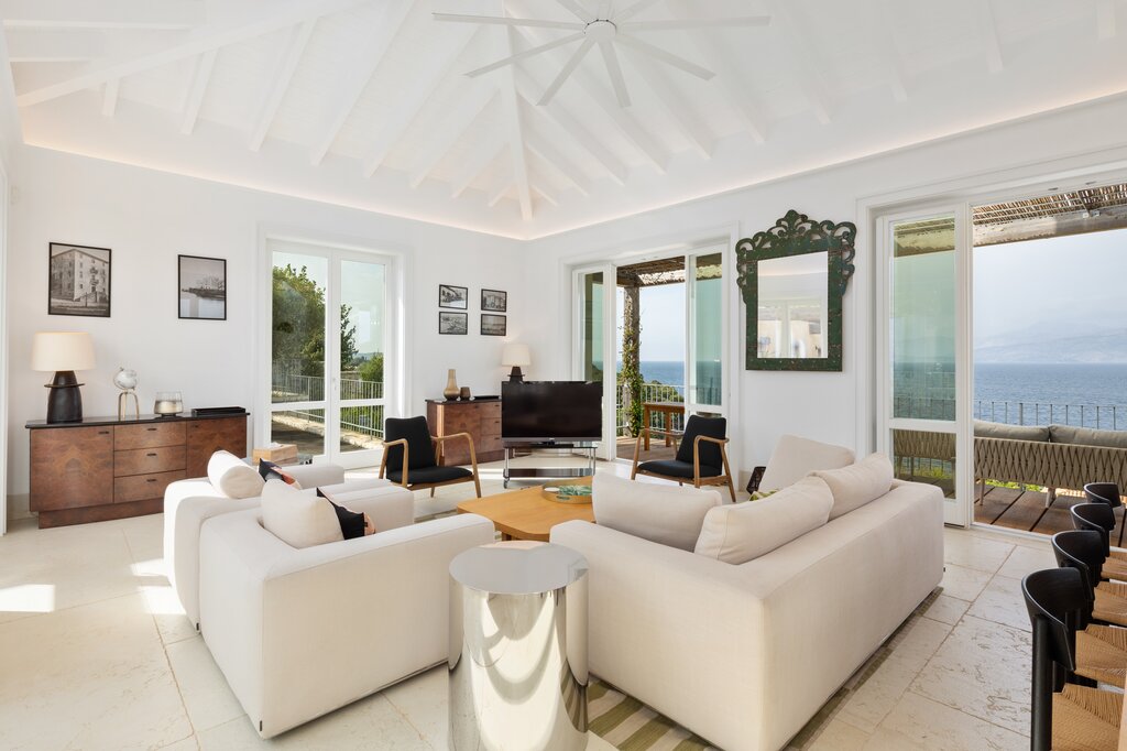 Living room/dining room