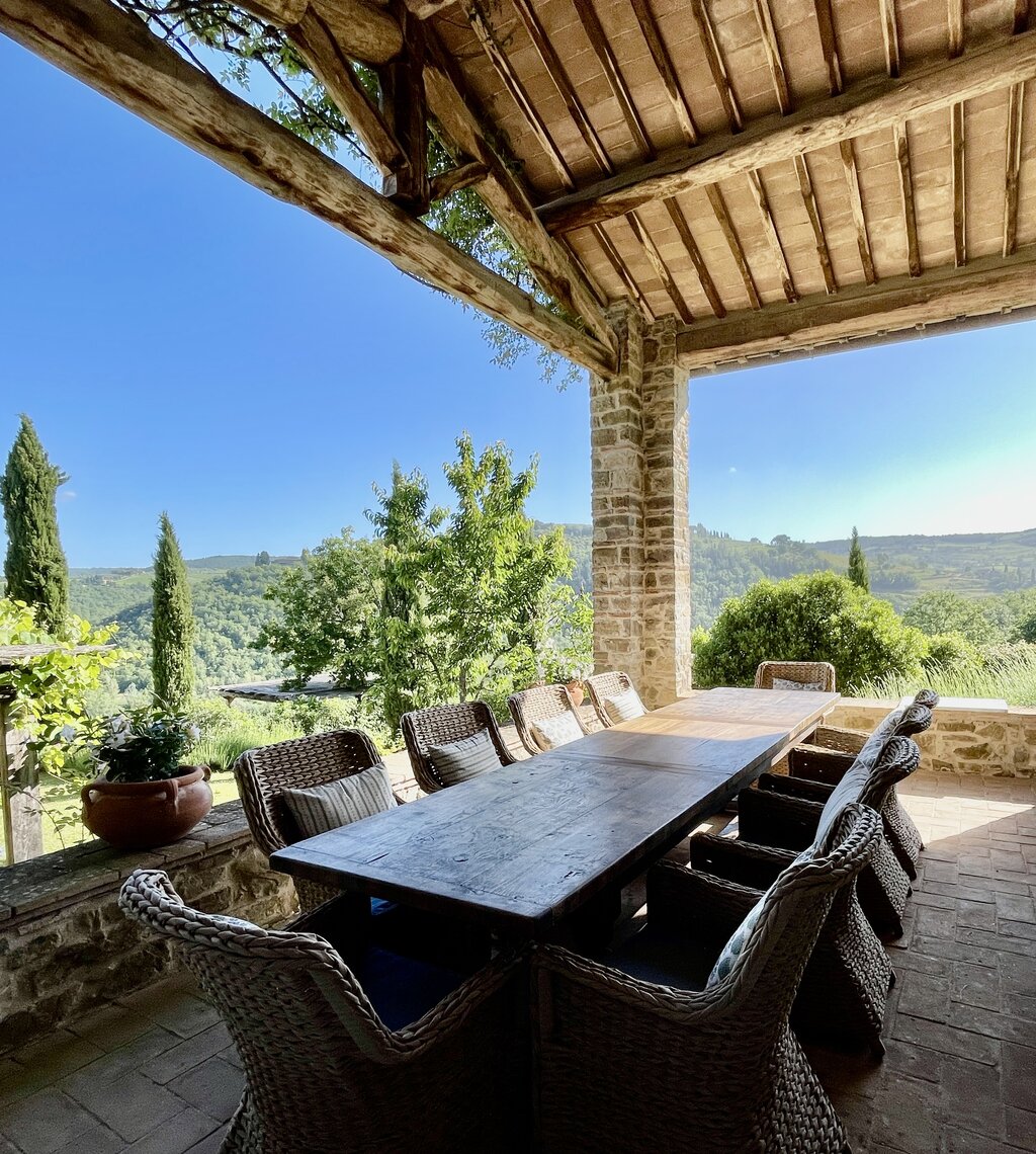 East dining loggia