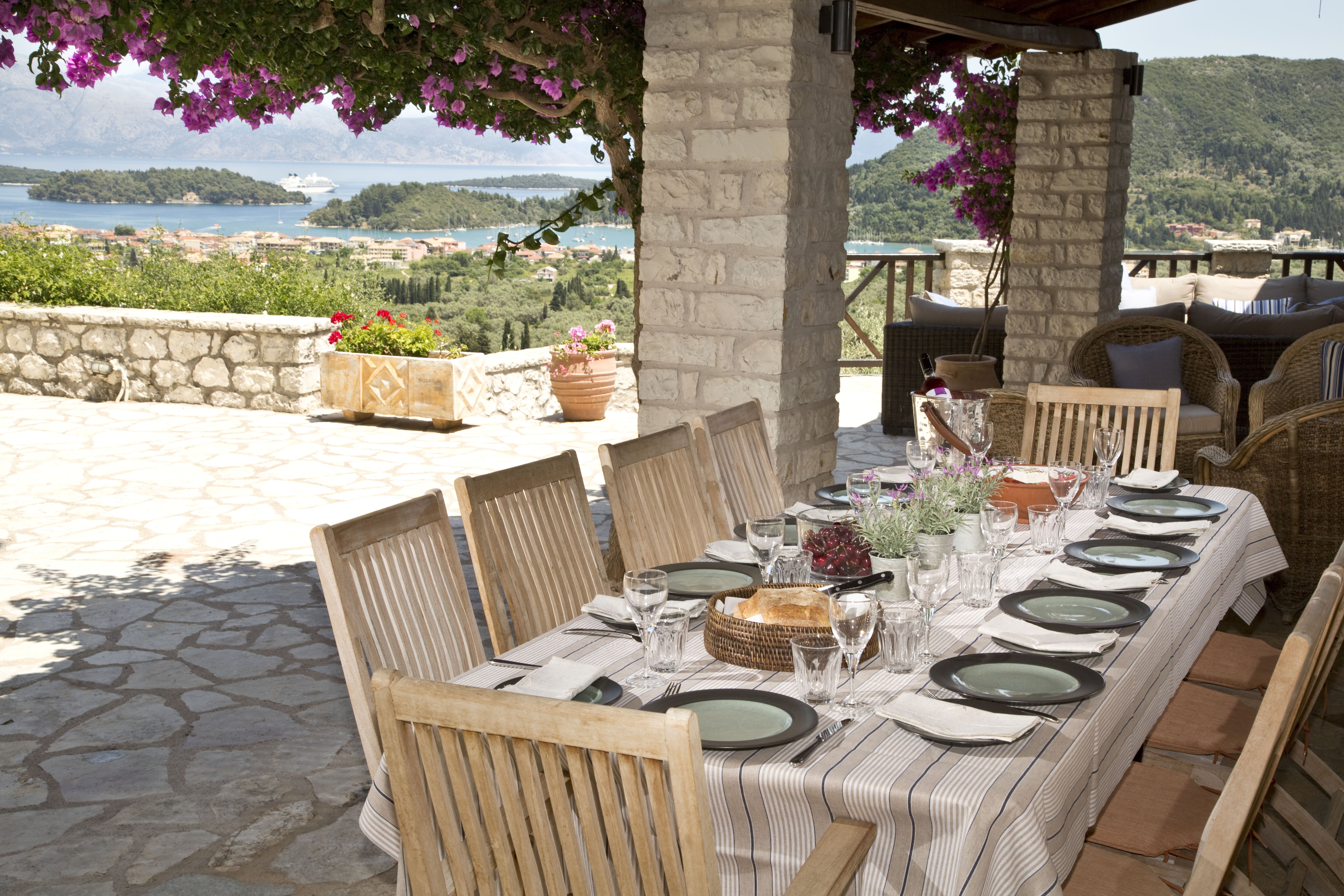 To Petrino - Image 4