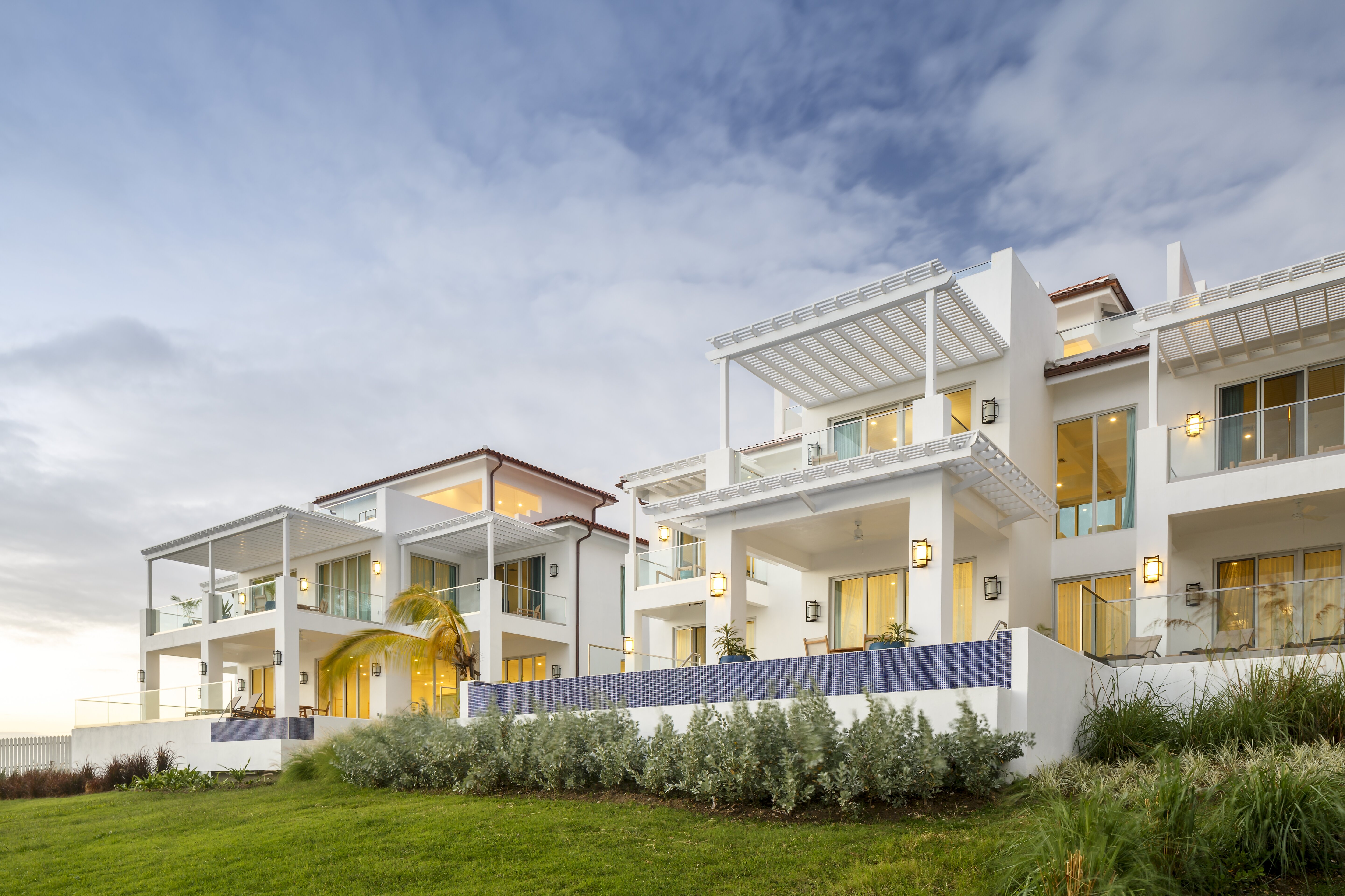 Windjammer Luxury Beachfront Villa - 3BD - Image 9