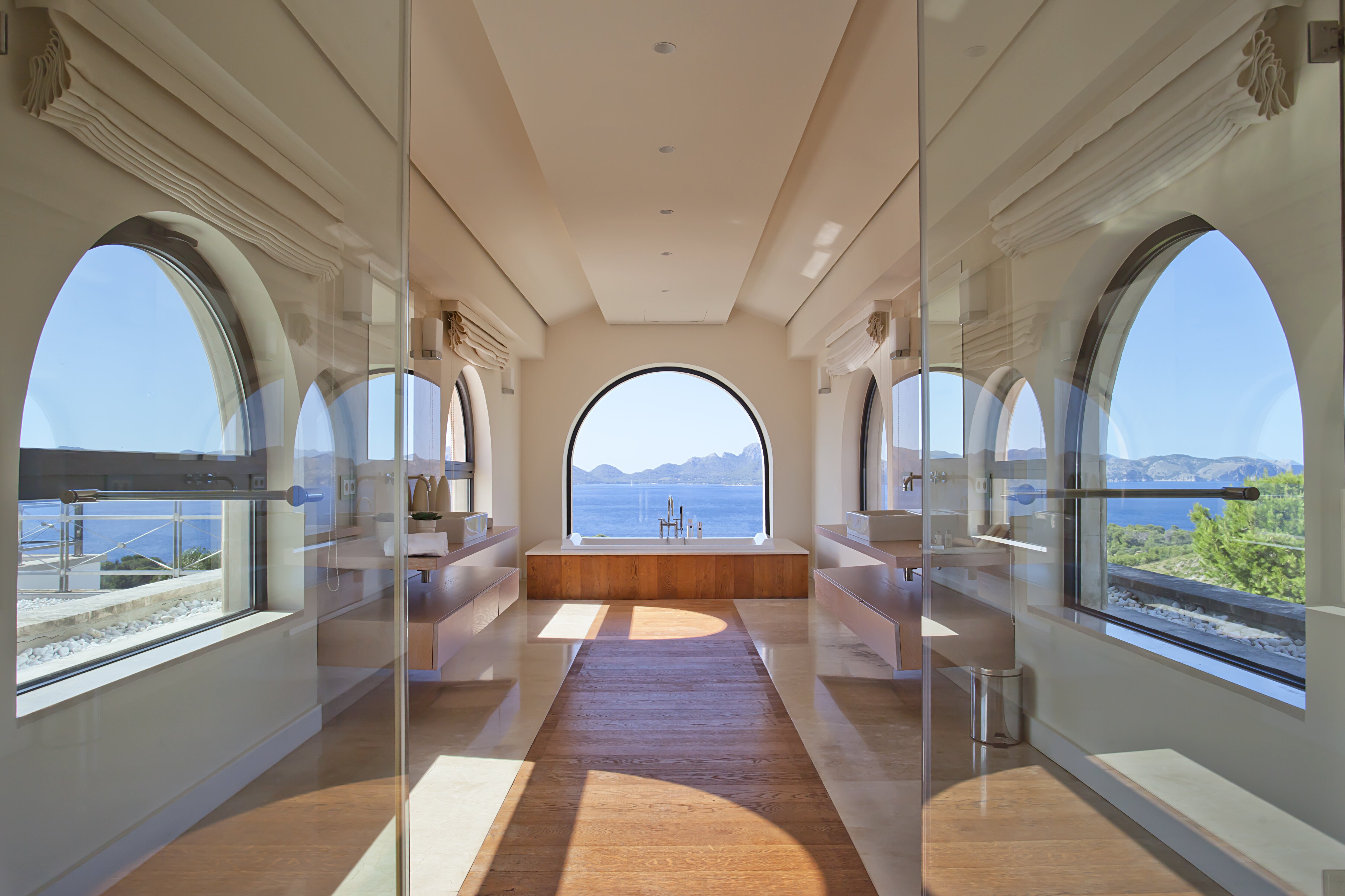 Eagle's View - Image 19