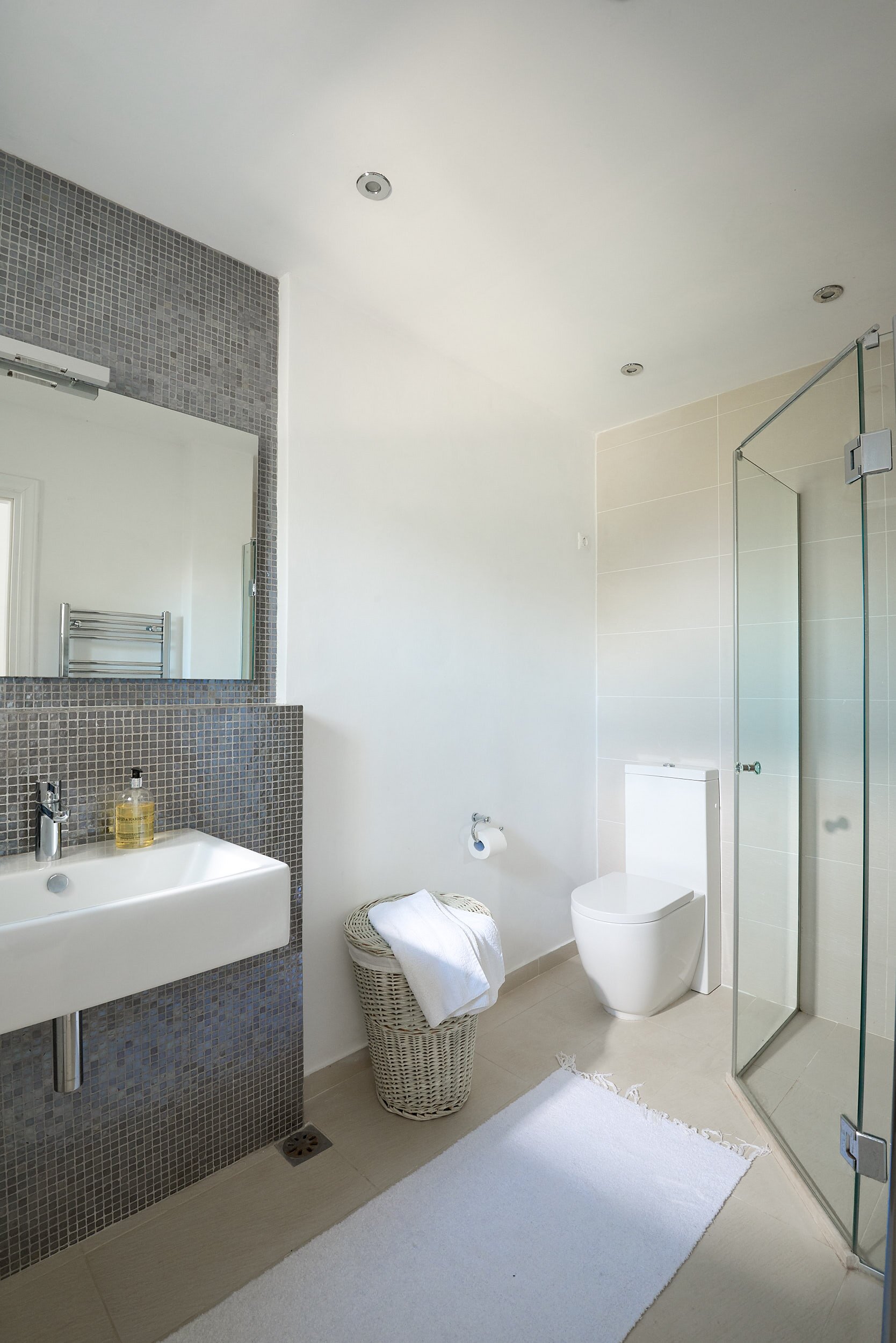 Kentromadi - Image 10