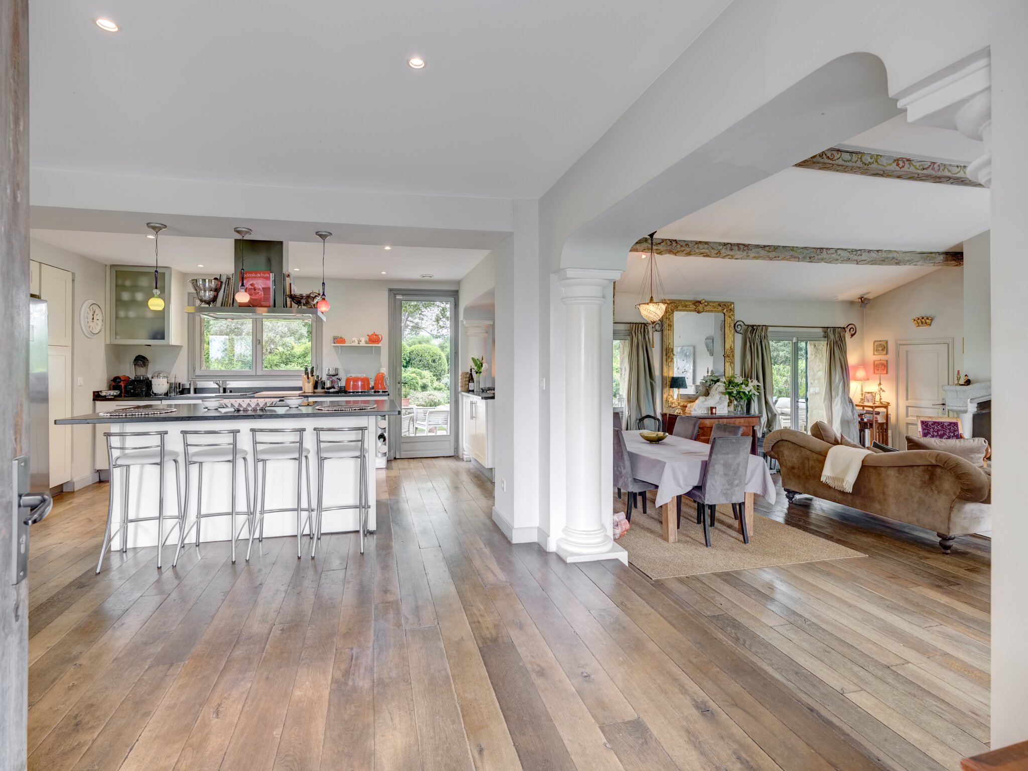 Open Plan Kitchen and Living Room