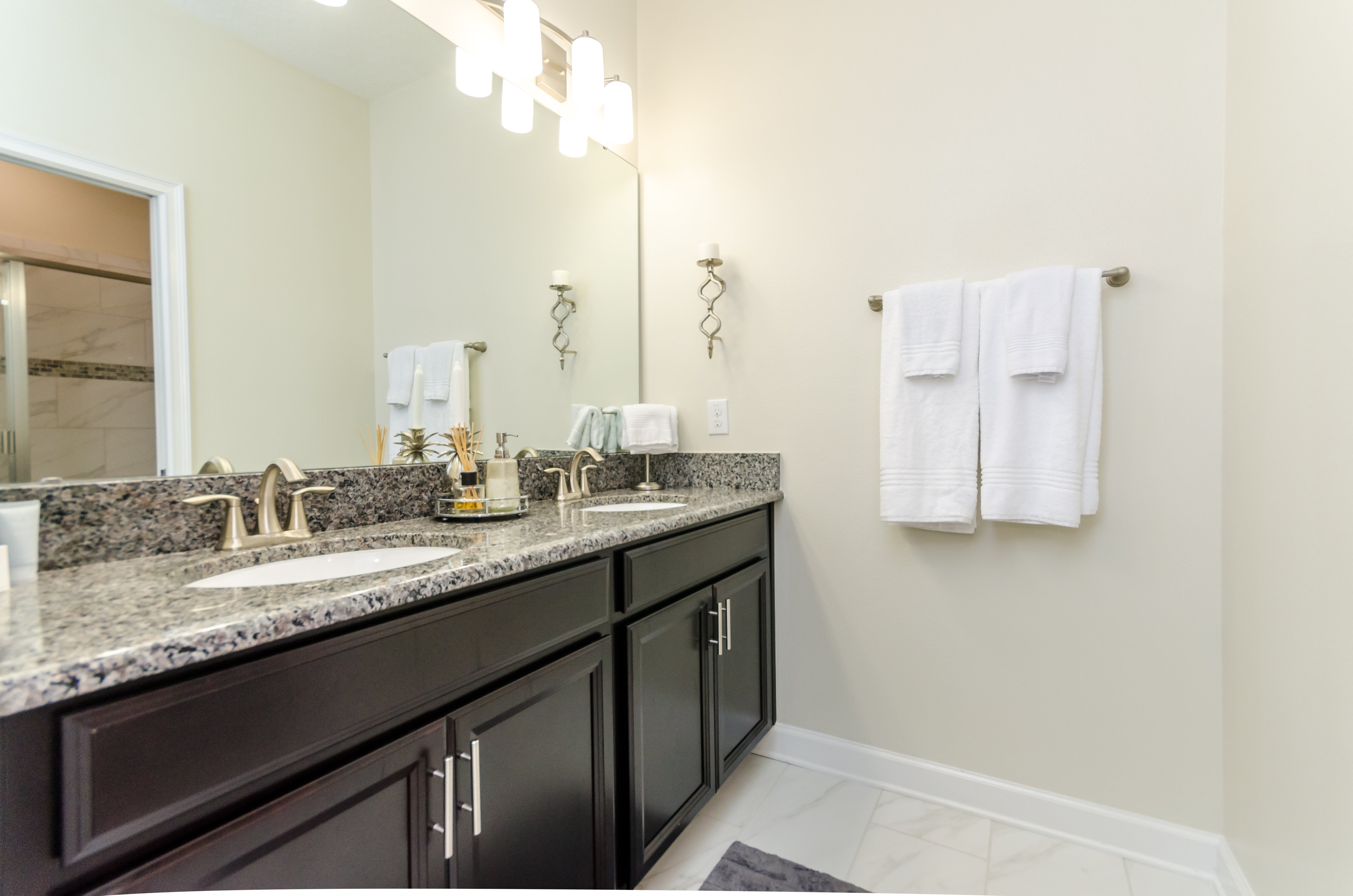 Black Orchid - Image 15