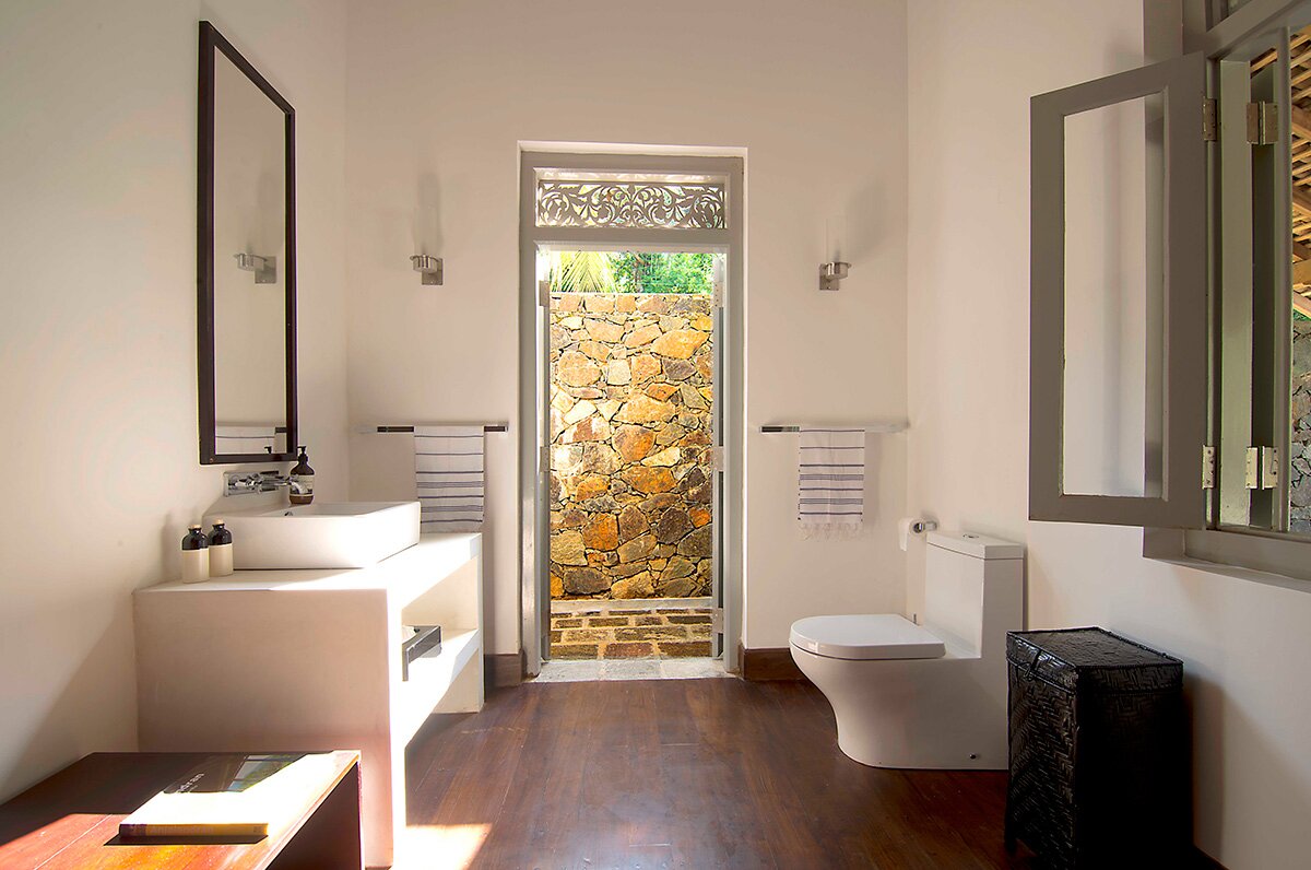 Elephant House - Image 8