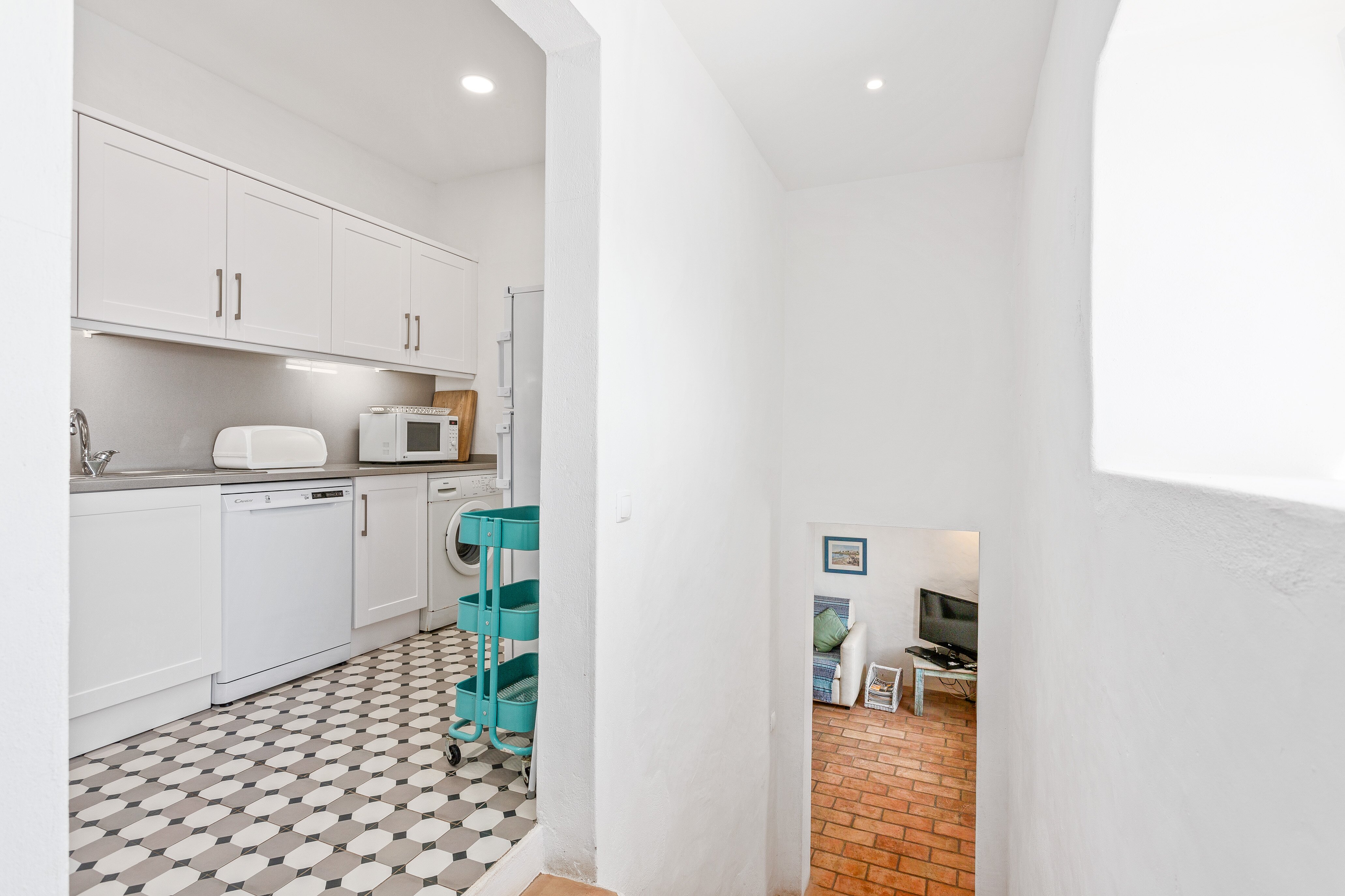 Beach Cottage - Image 9