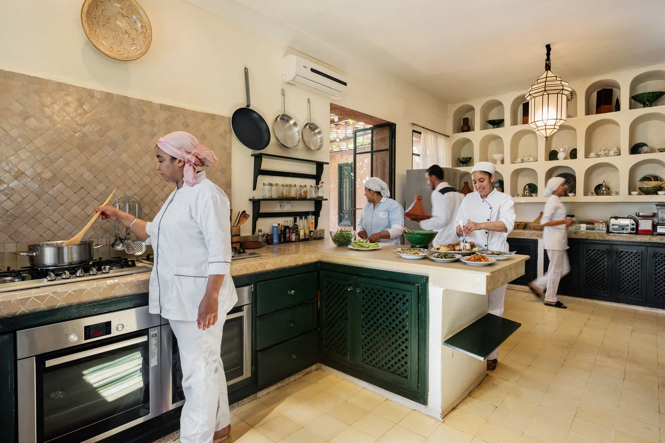 Catered Villas | Luxury Villas With Cook, Maid & Butler Services