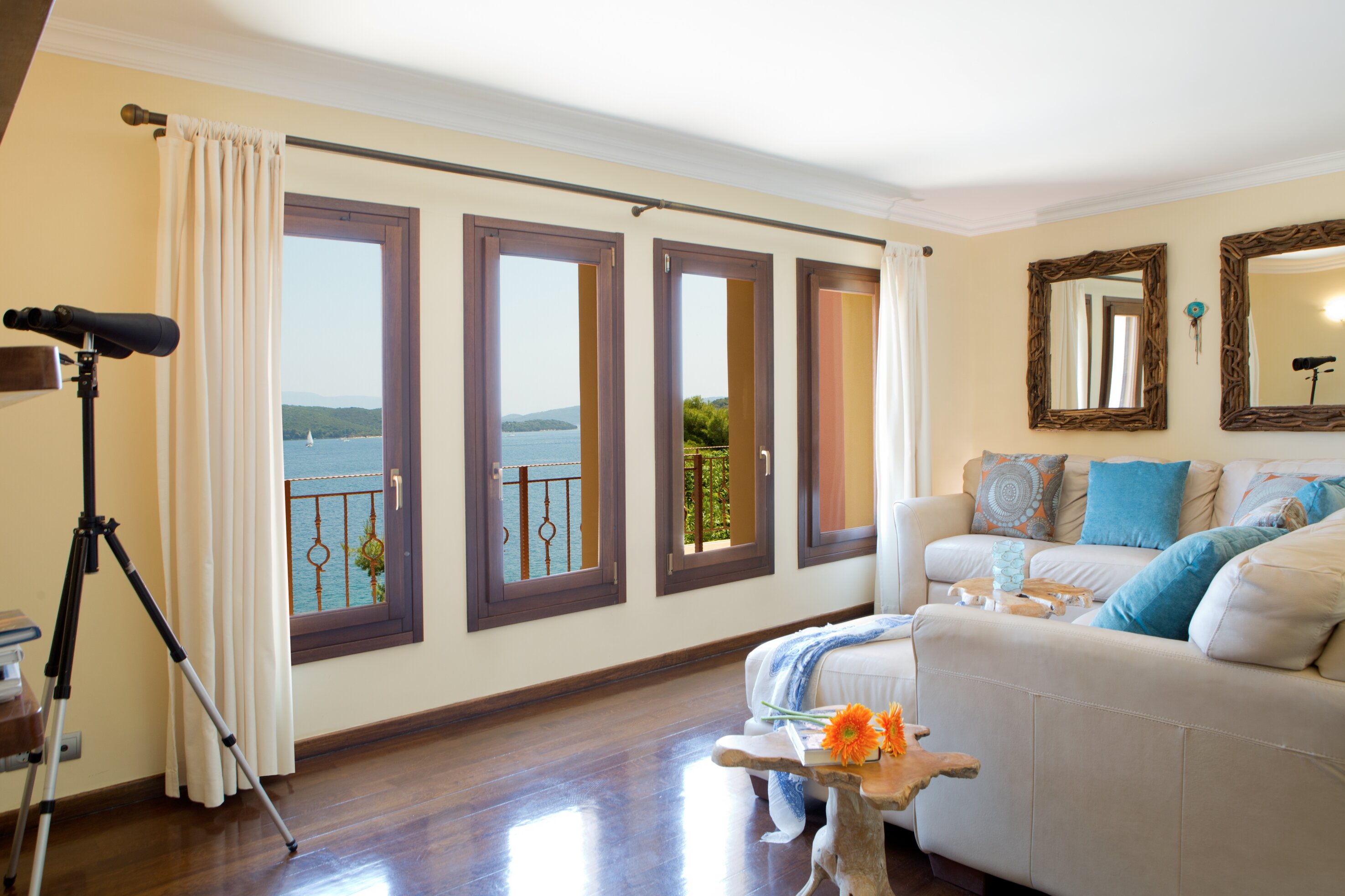 Water's Edge - Image 17