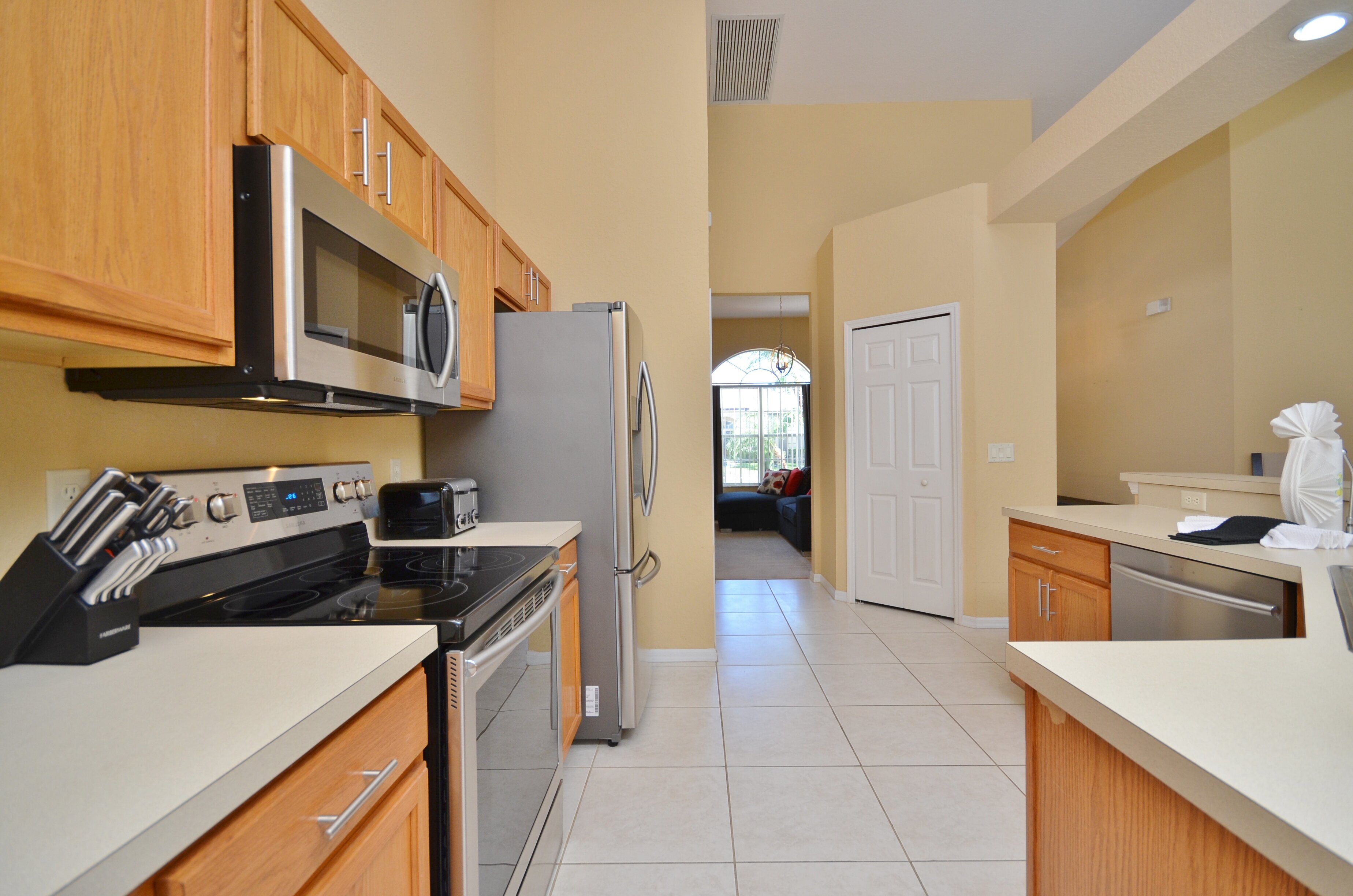 White Orchid - Image 5