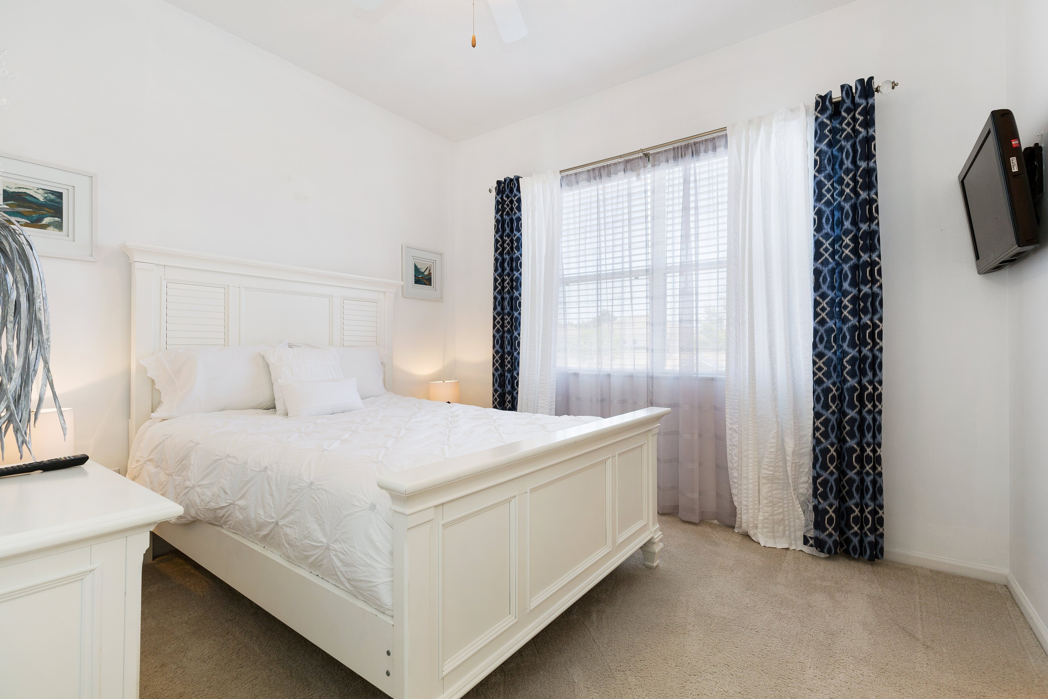 Firebush, Reunion Resort - Image 10