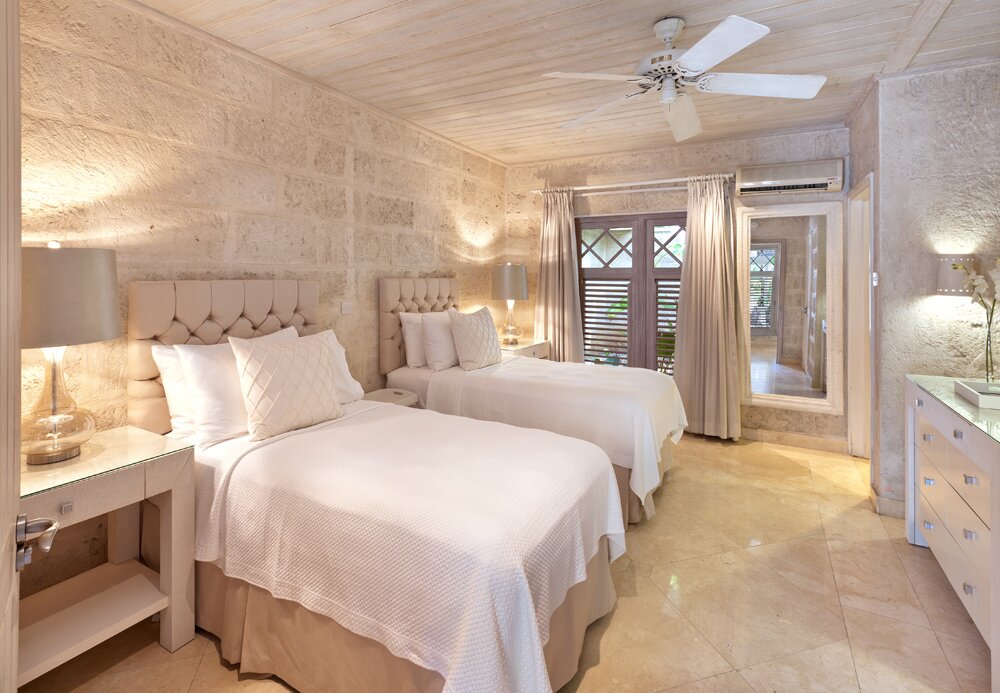 Bluff House - Image 11